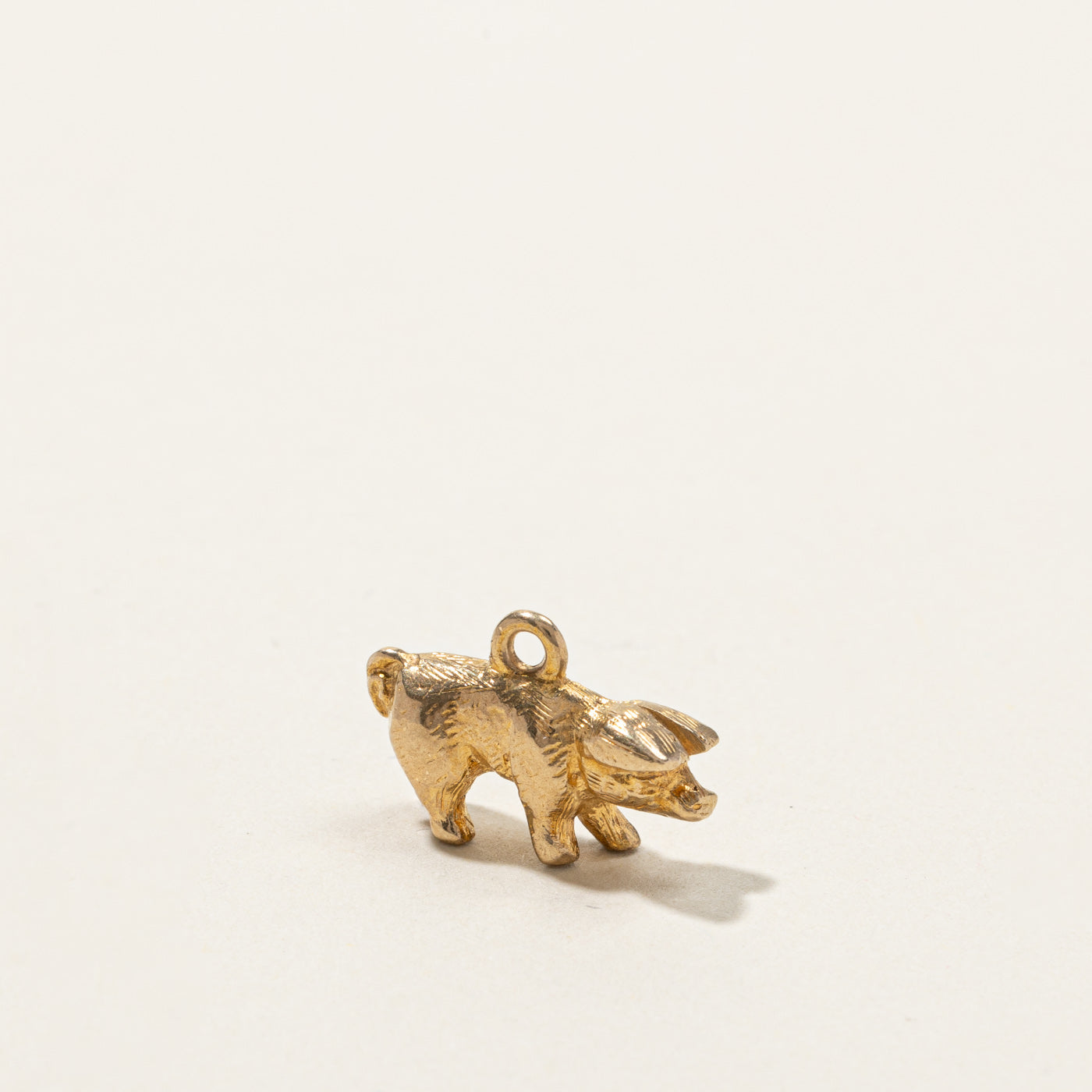 9k Gold Pig Charm