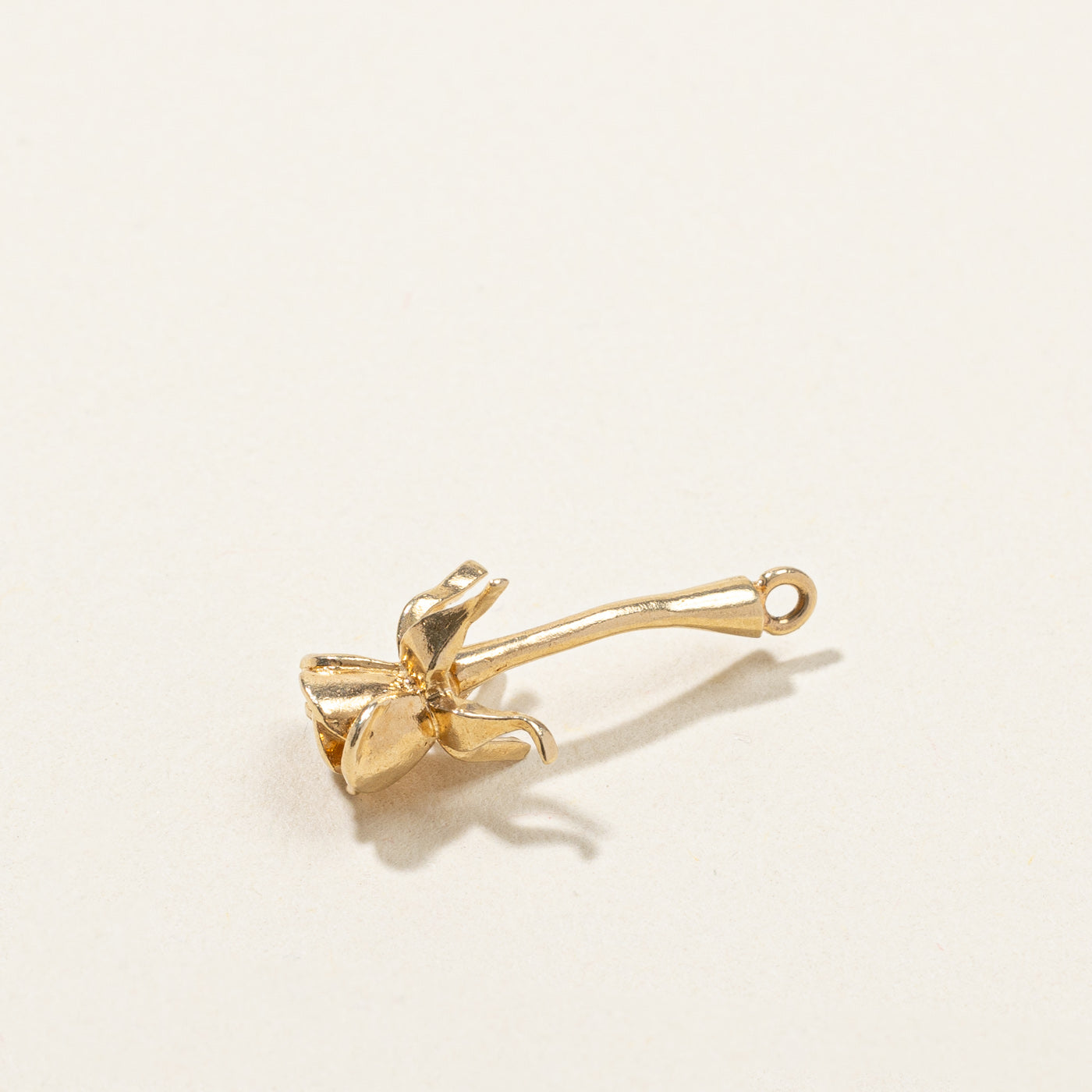 Breloque bouton de rose en or 10 carats 