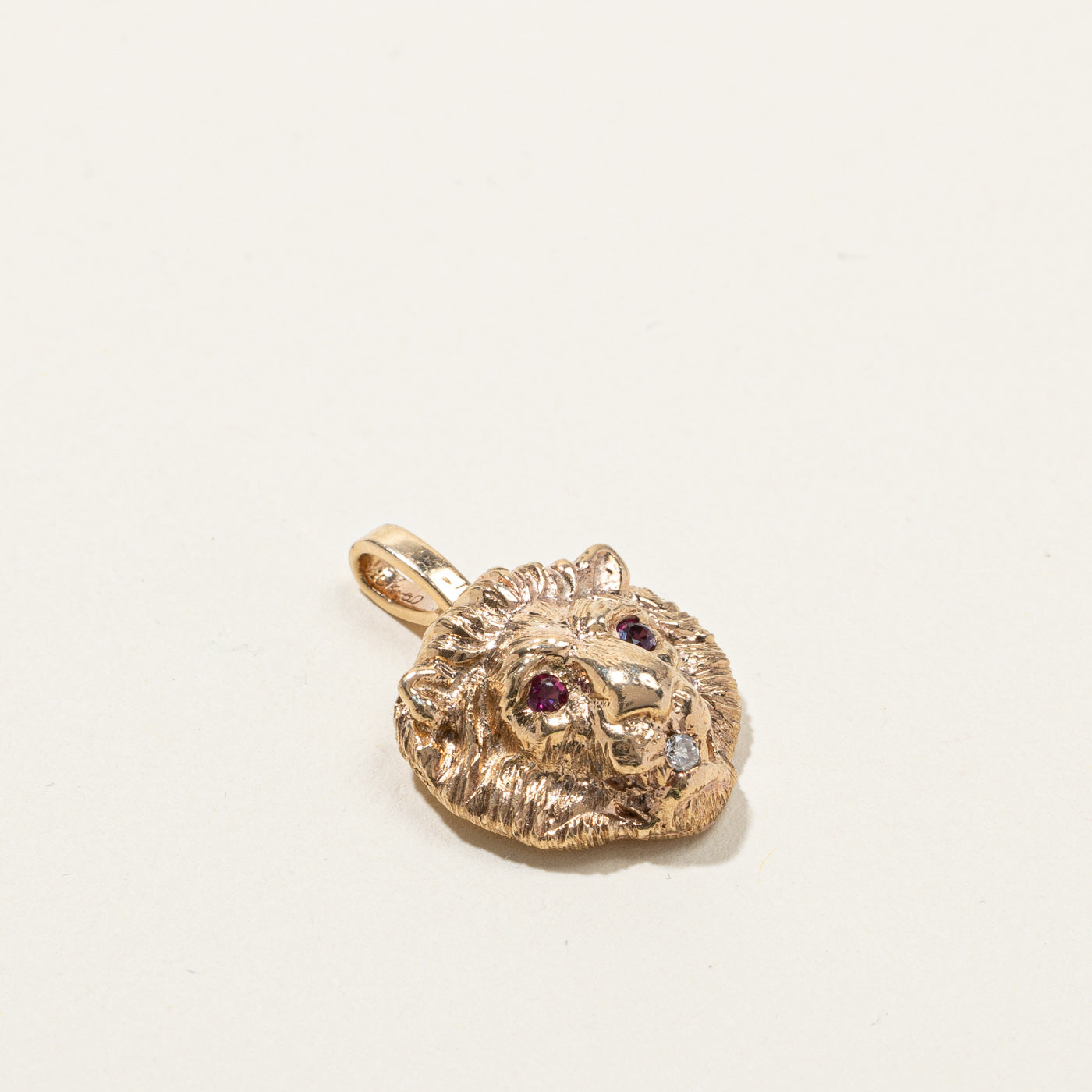 Gemstone Lion Pendant | 0.10ctw |