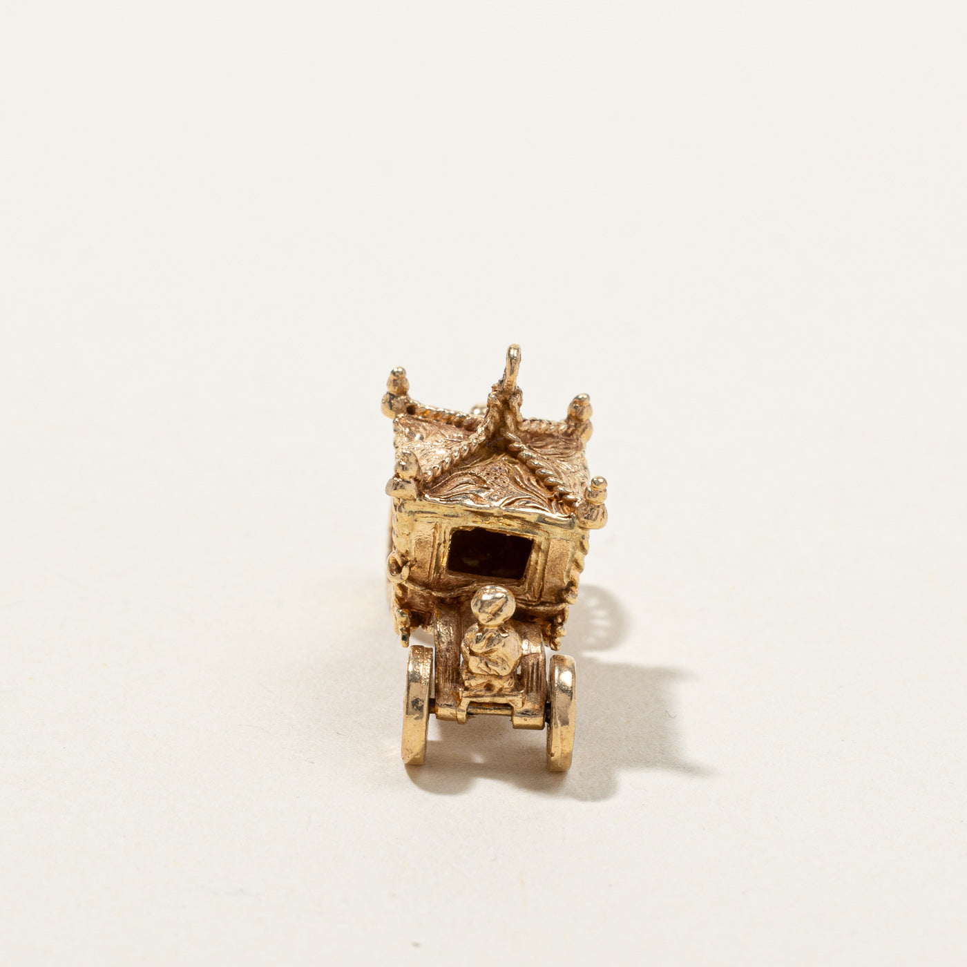 1976 London 9k Four Wheel Carriage Charm
