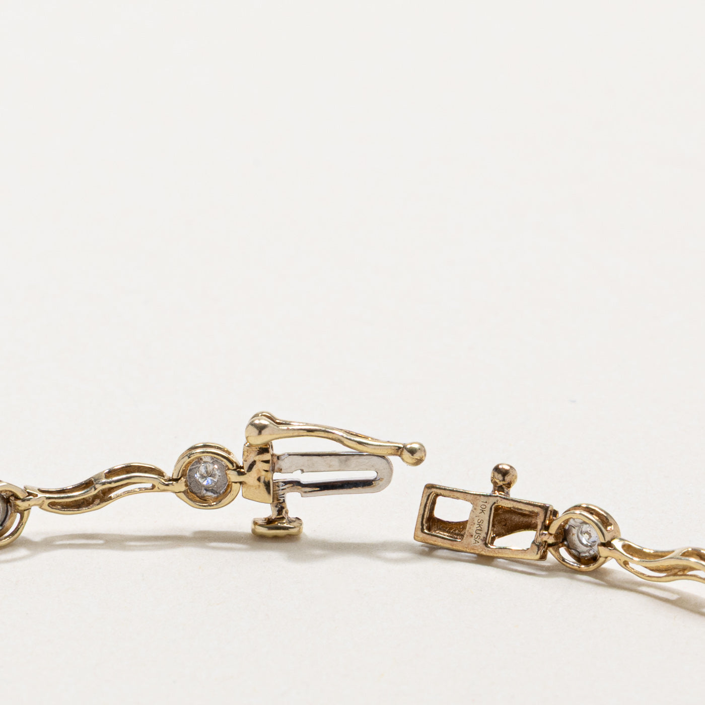 Illusion Set Diamond Wave Tennis Bracelet | 0.16ct | 7.5"