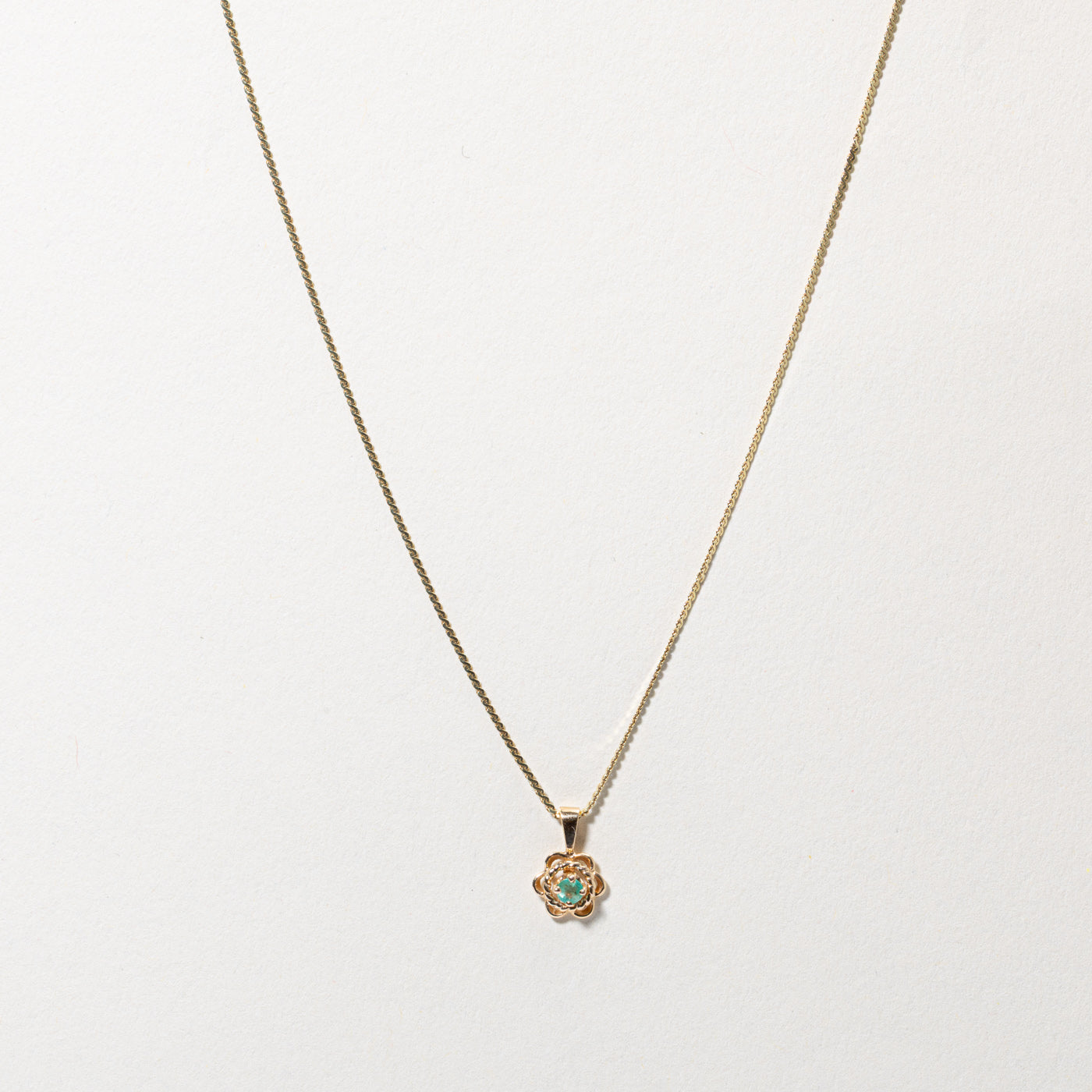 Emerald Flower Pendant Necklace | 17"