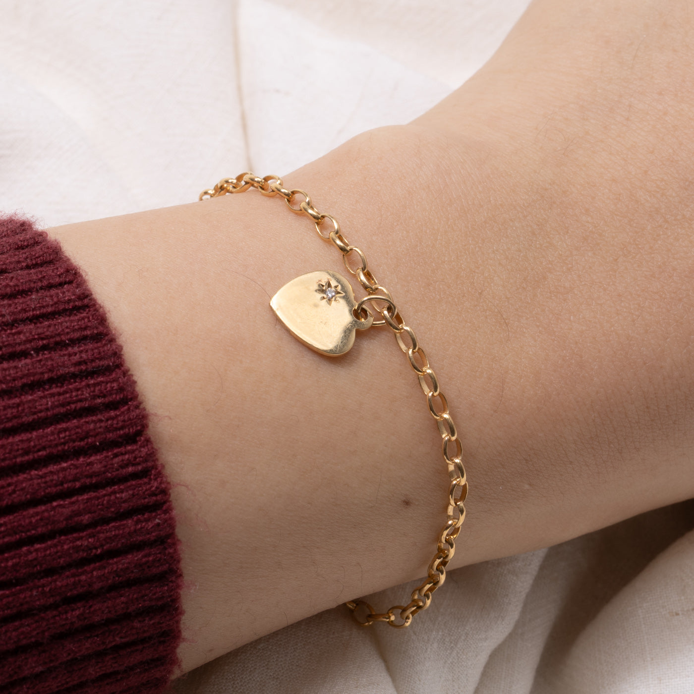 10k Star Set Diamond Heart Charm Bracelet | 7.5"