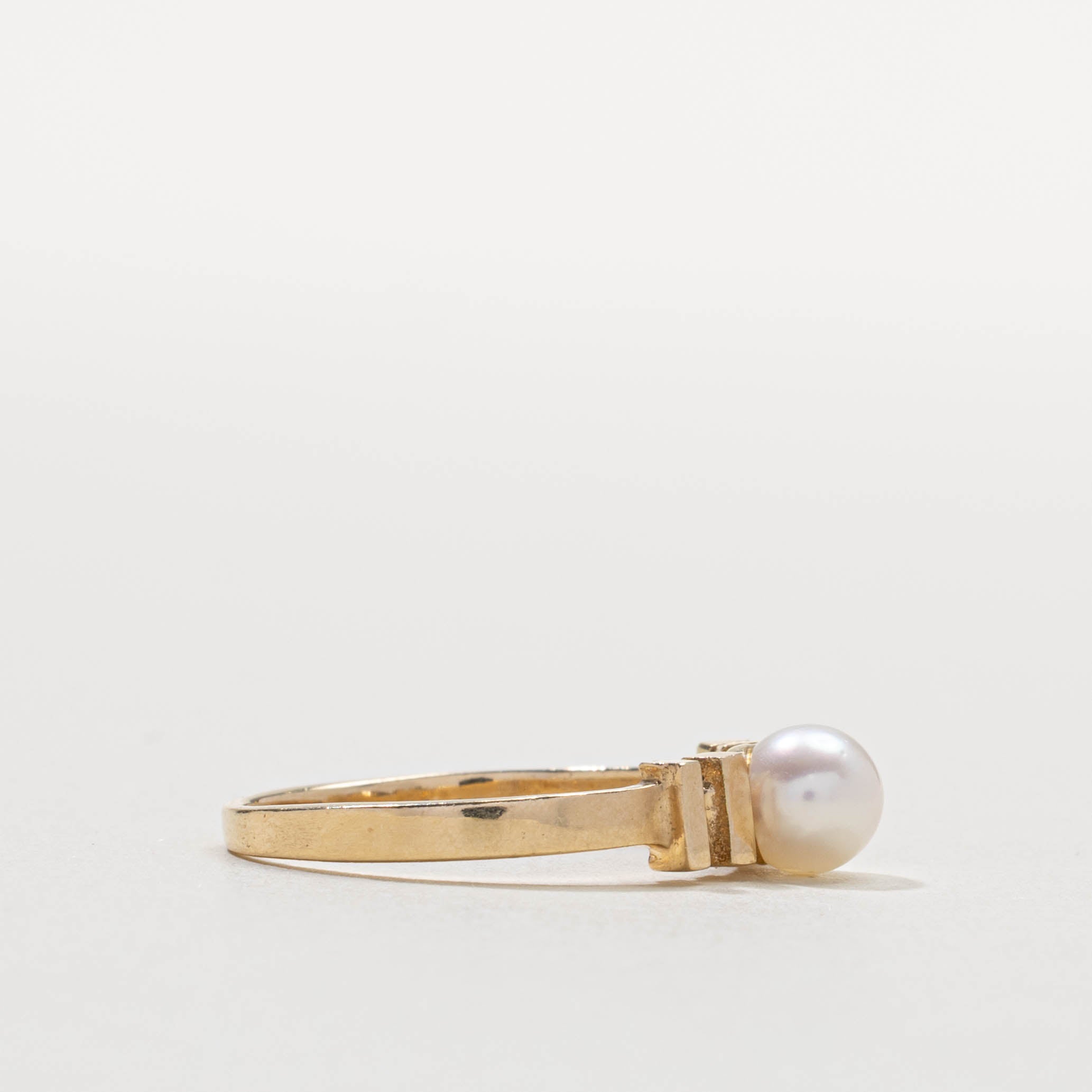14k Pearl Geometric Ring | SZ 7