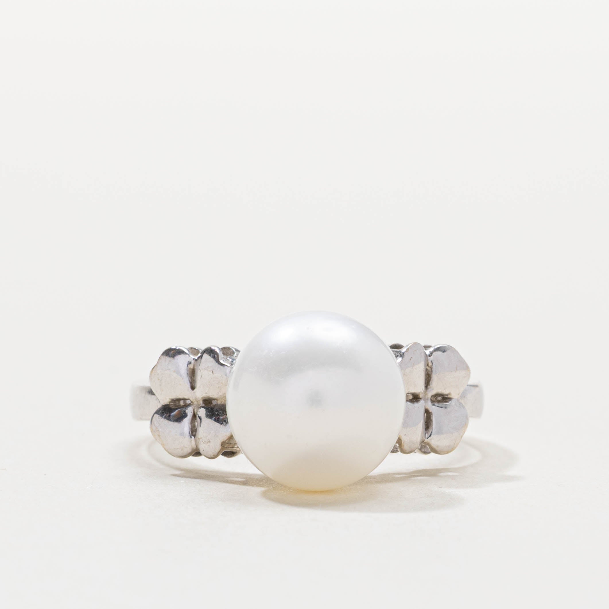 18k Pearl Floral Design Ring | SZ 8.75