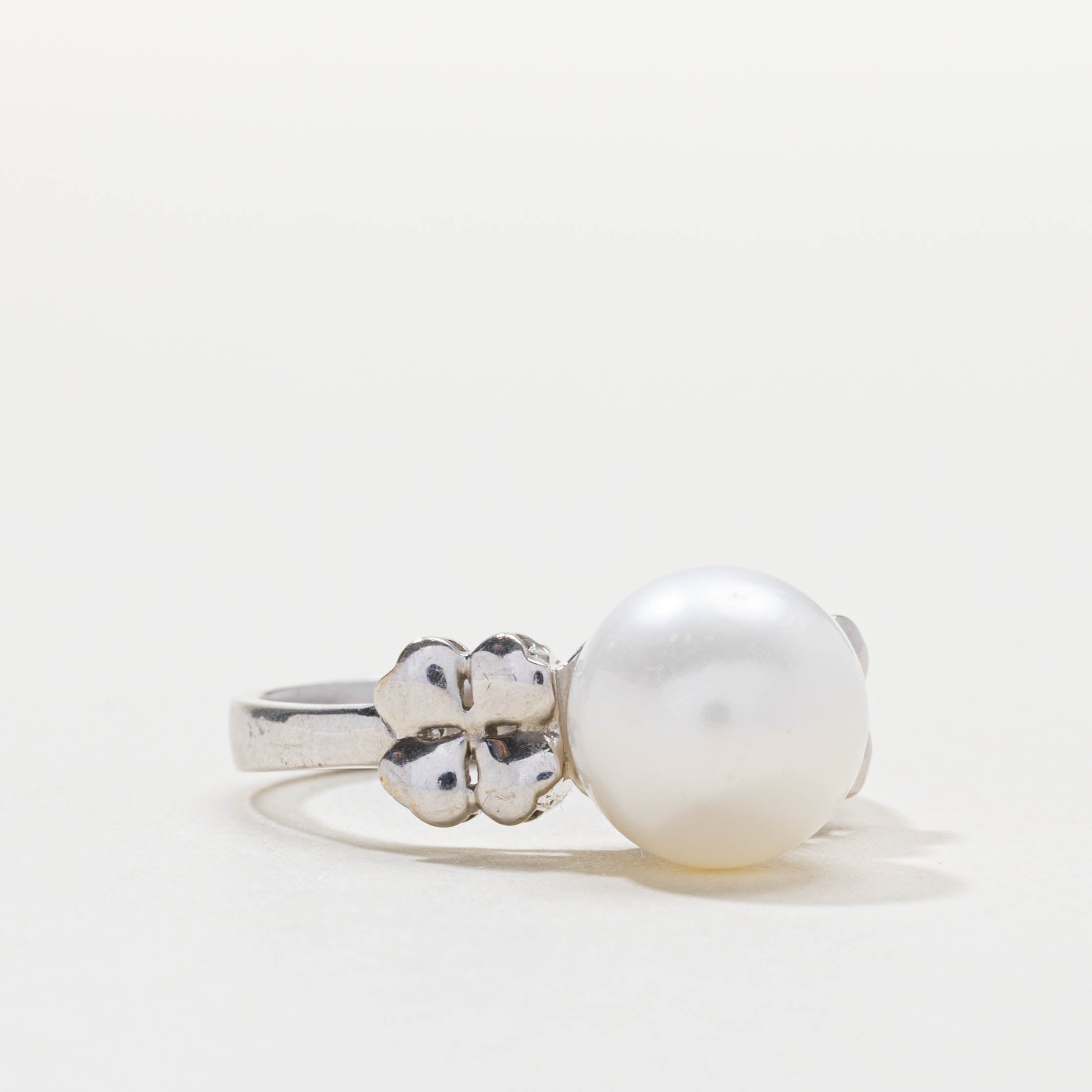 18k Pearl Floral Design Ring | SZ 8.75