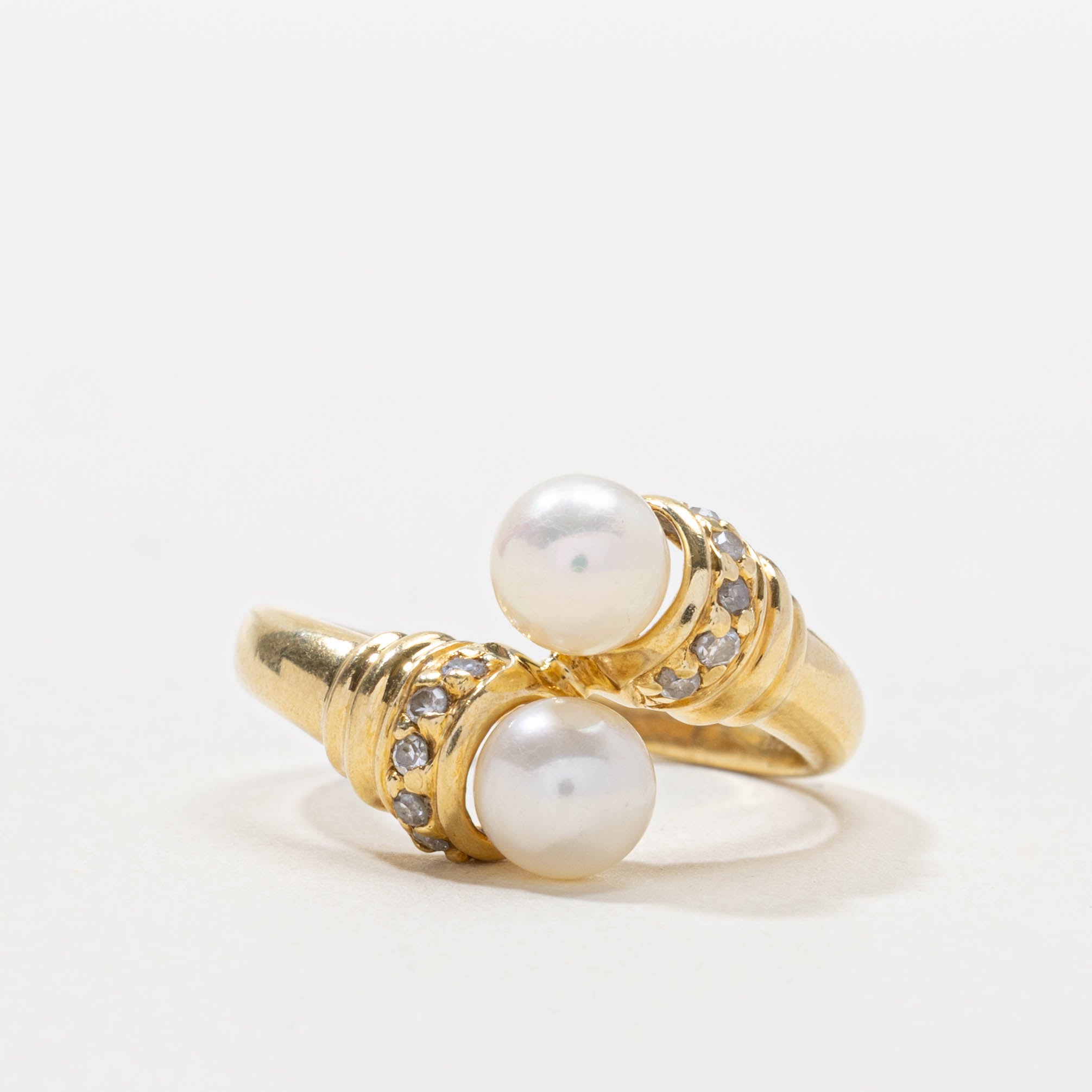 18k Pearl & Diamond Grooved Bypass Ring | SZ 6.25