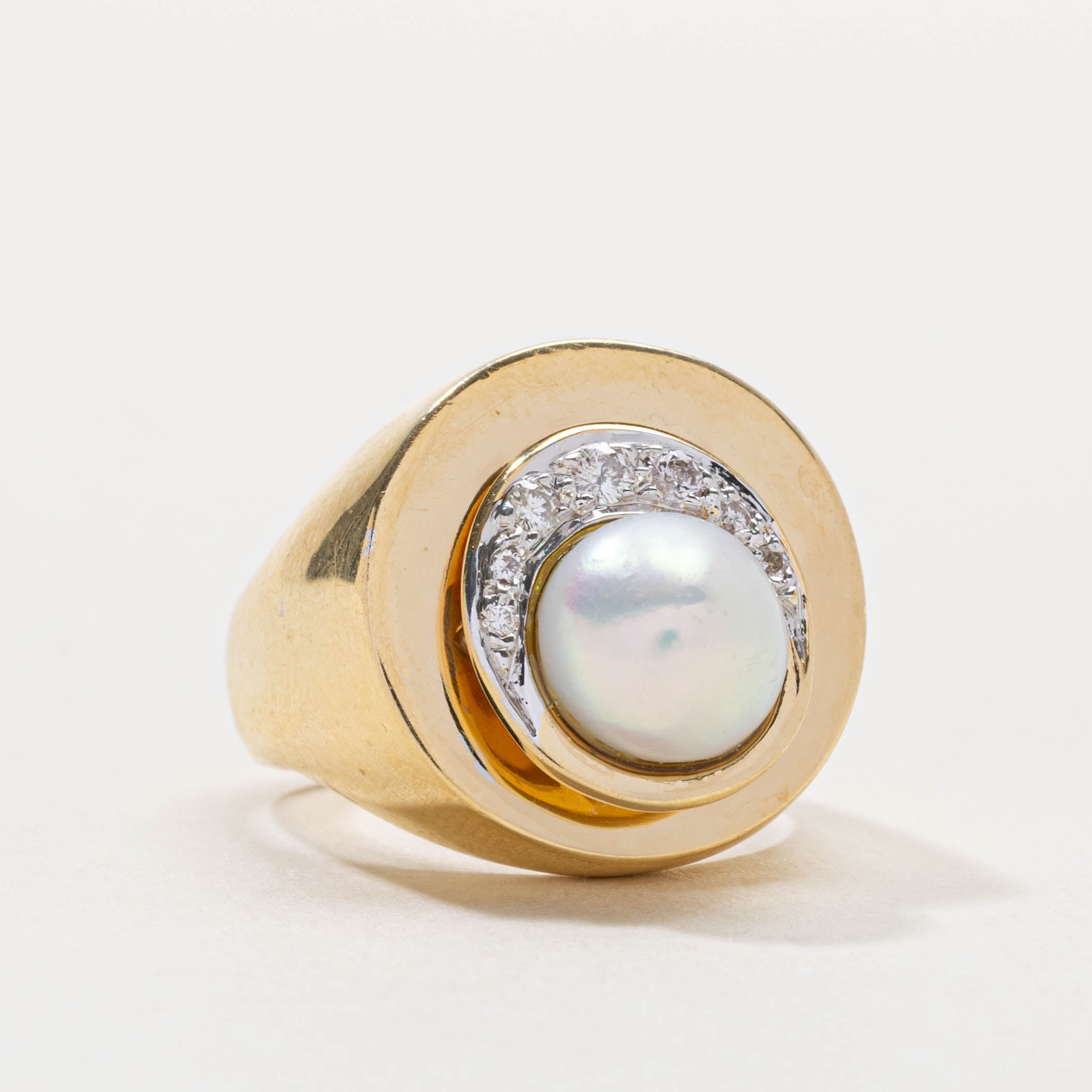 18k Pearl & Diamond Circular Cocktail Ring | SZ 5.5