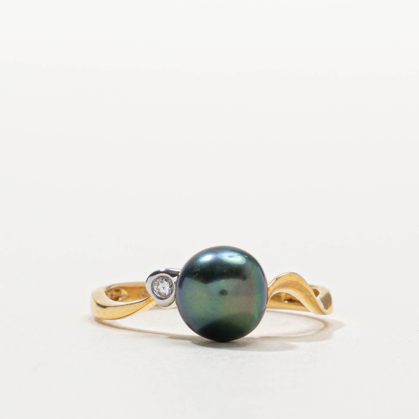 18k Pearl & Diamond Wavy Ring | SZ 7.75