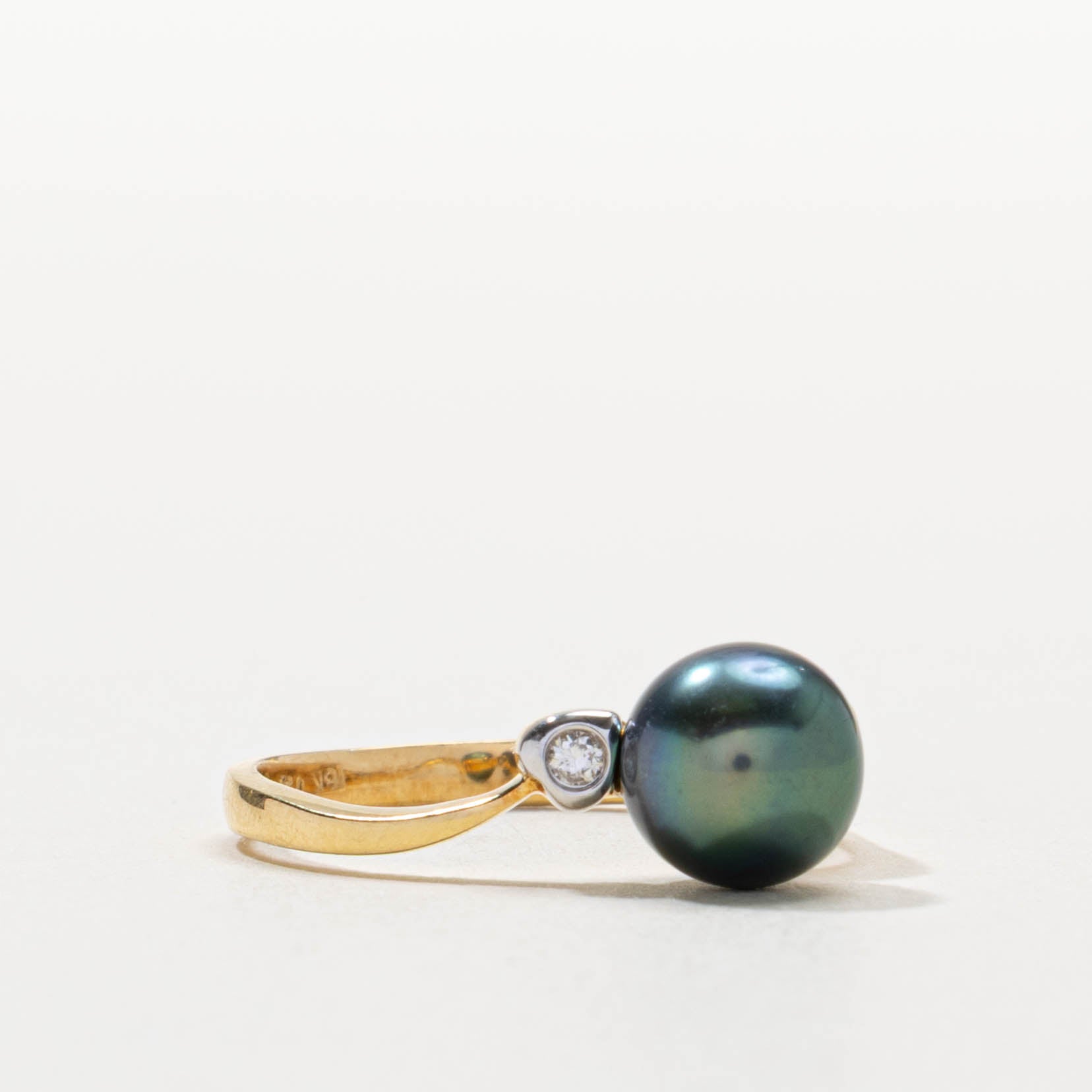 18k Pearl & Diamond Wavy Ring | SZ 7.75
