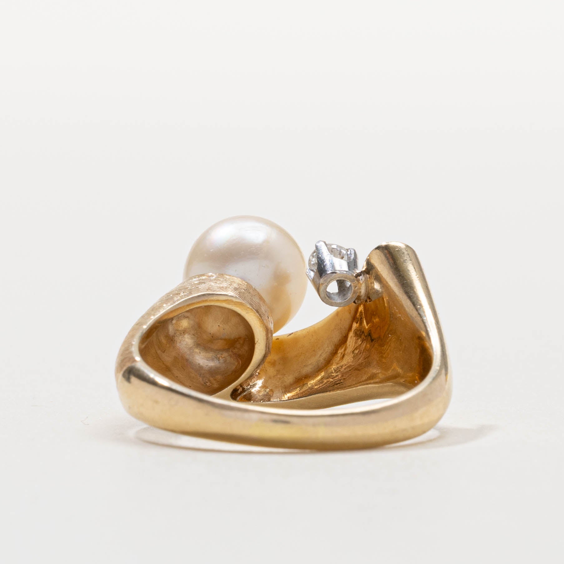 14k Pearl & Diamond Textured Abstract Ring | SZ 8.5