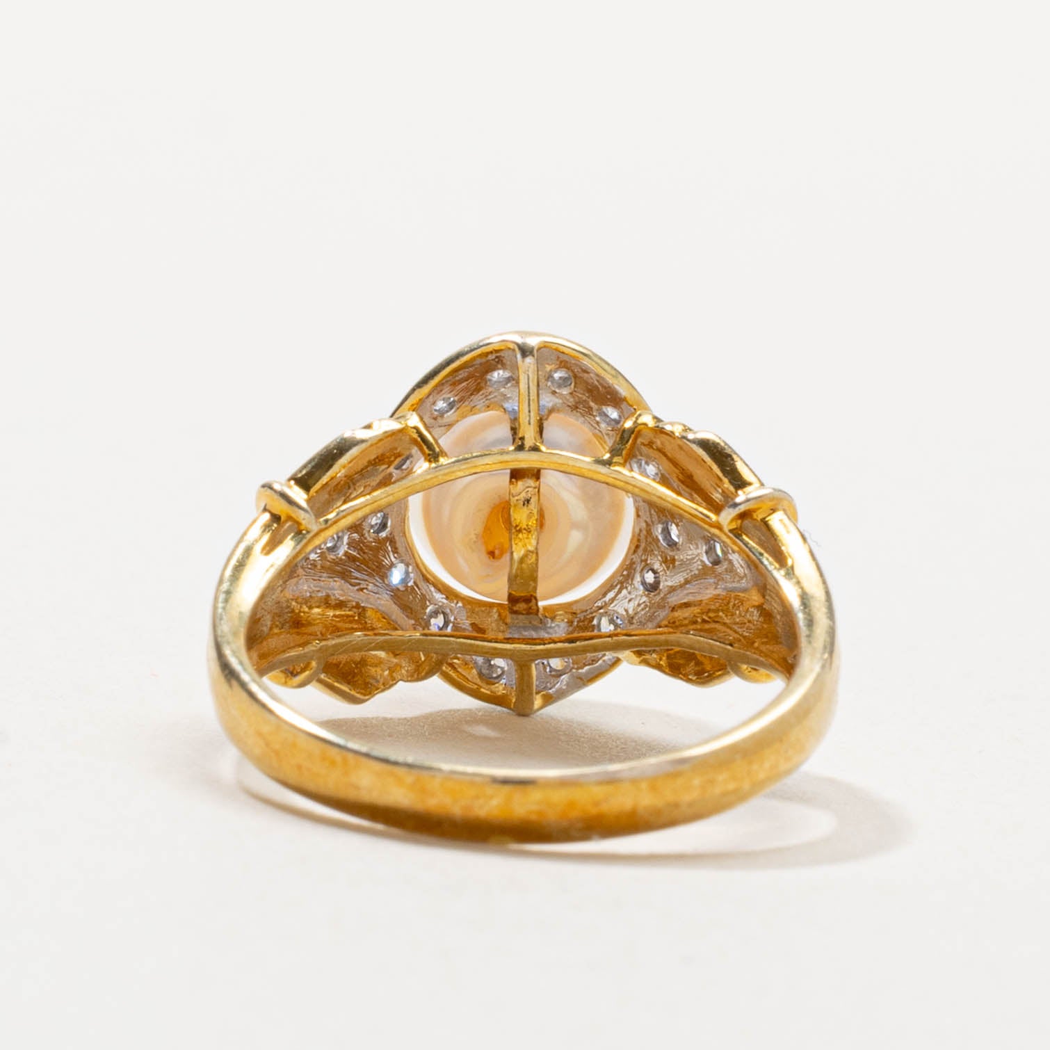 14k Pearl & Diamond Halo Grooved Ring | SZ 6.5
