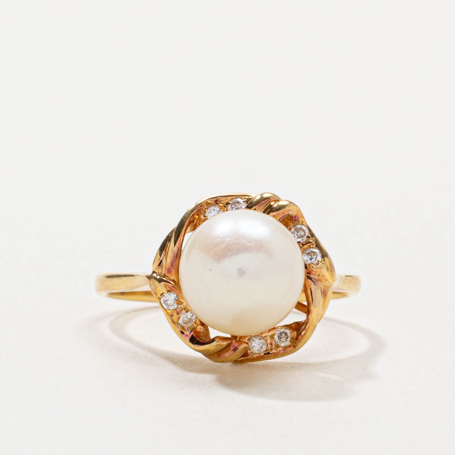 14k Pearl & Diamond Twisted Halo Ring | SZ 4.75