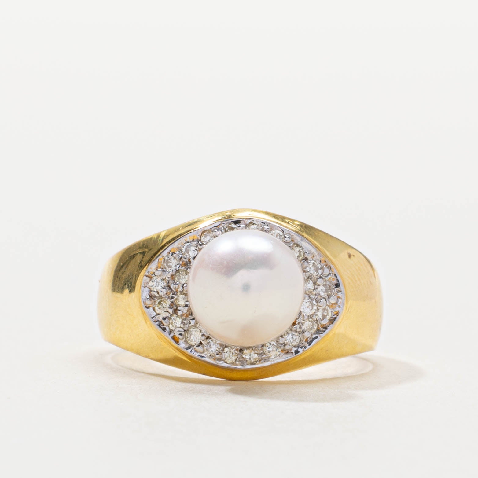 14k Pearl & Diamond Halo Chunky Ring | SZ 6.25