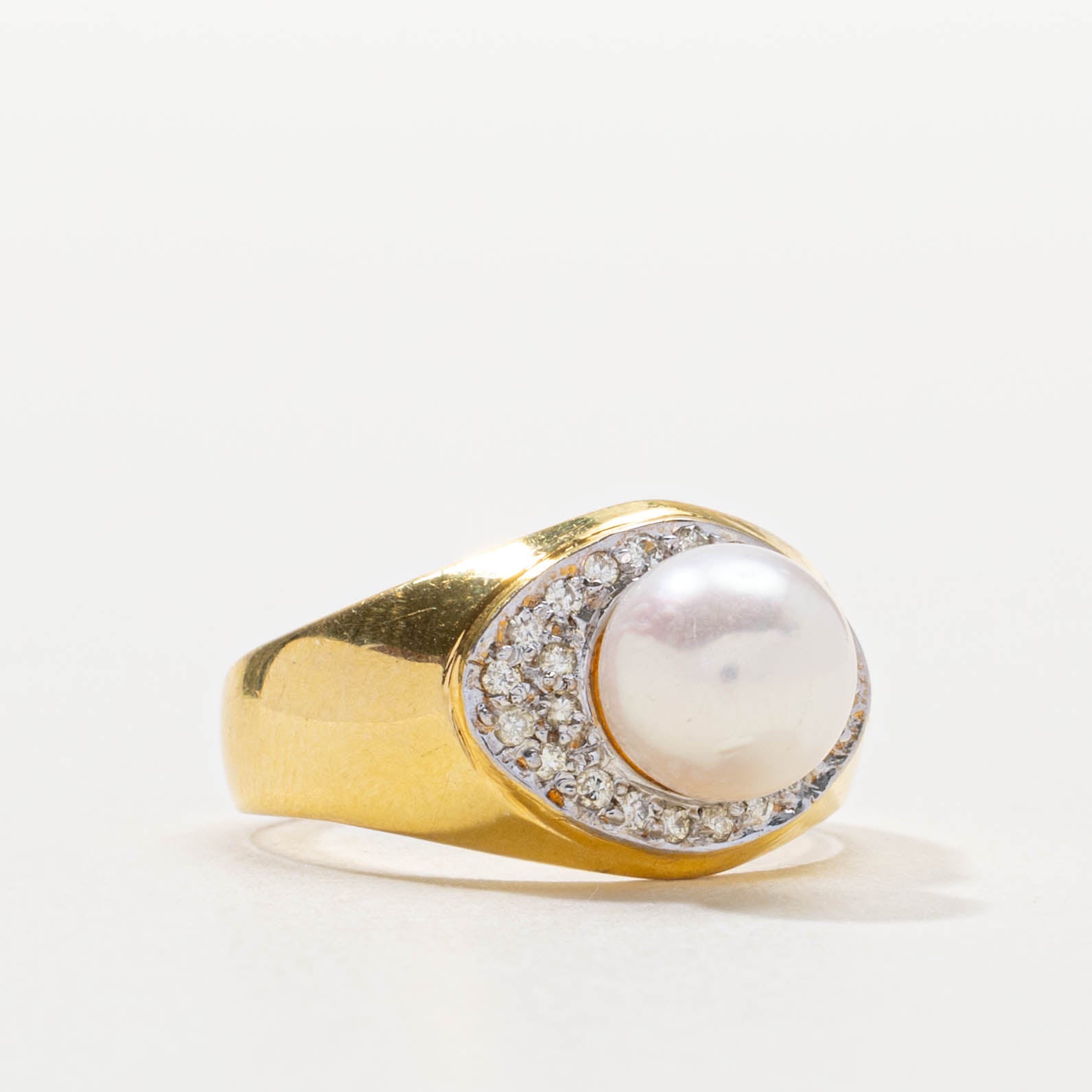 14k Pearl & Diamond Halo Chunky Ring | SZ 6.25
