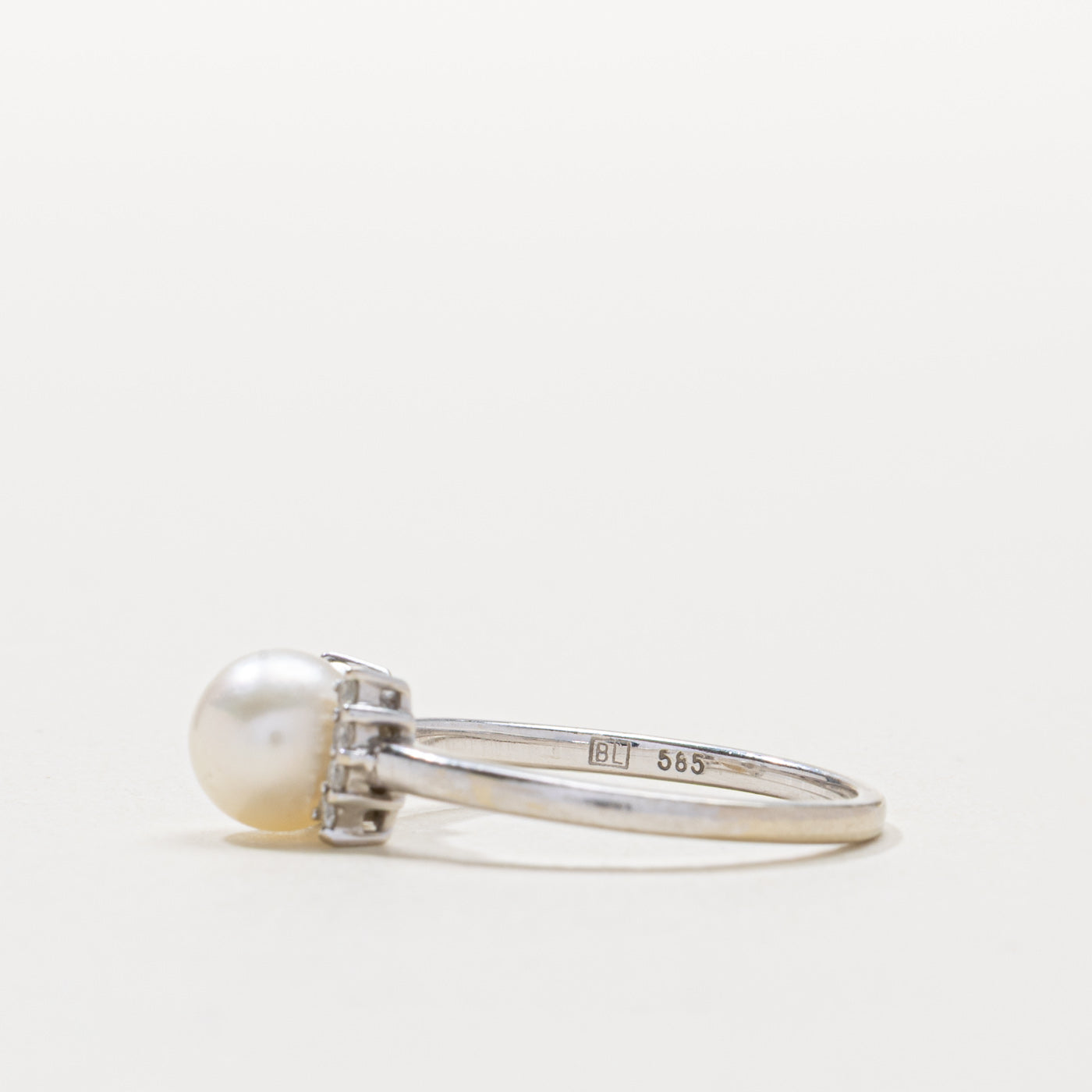 14k Pearl & Diamond Bow Ring | SZ 6.75