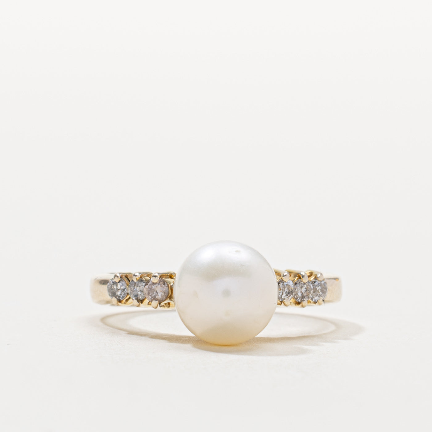 14k Pearl & Diamond Accented Ring | SZ 7.5