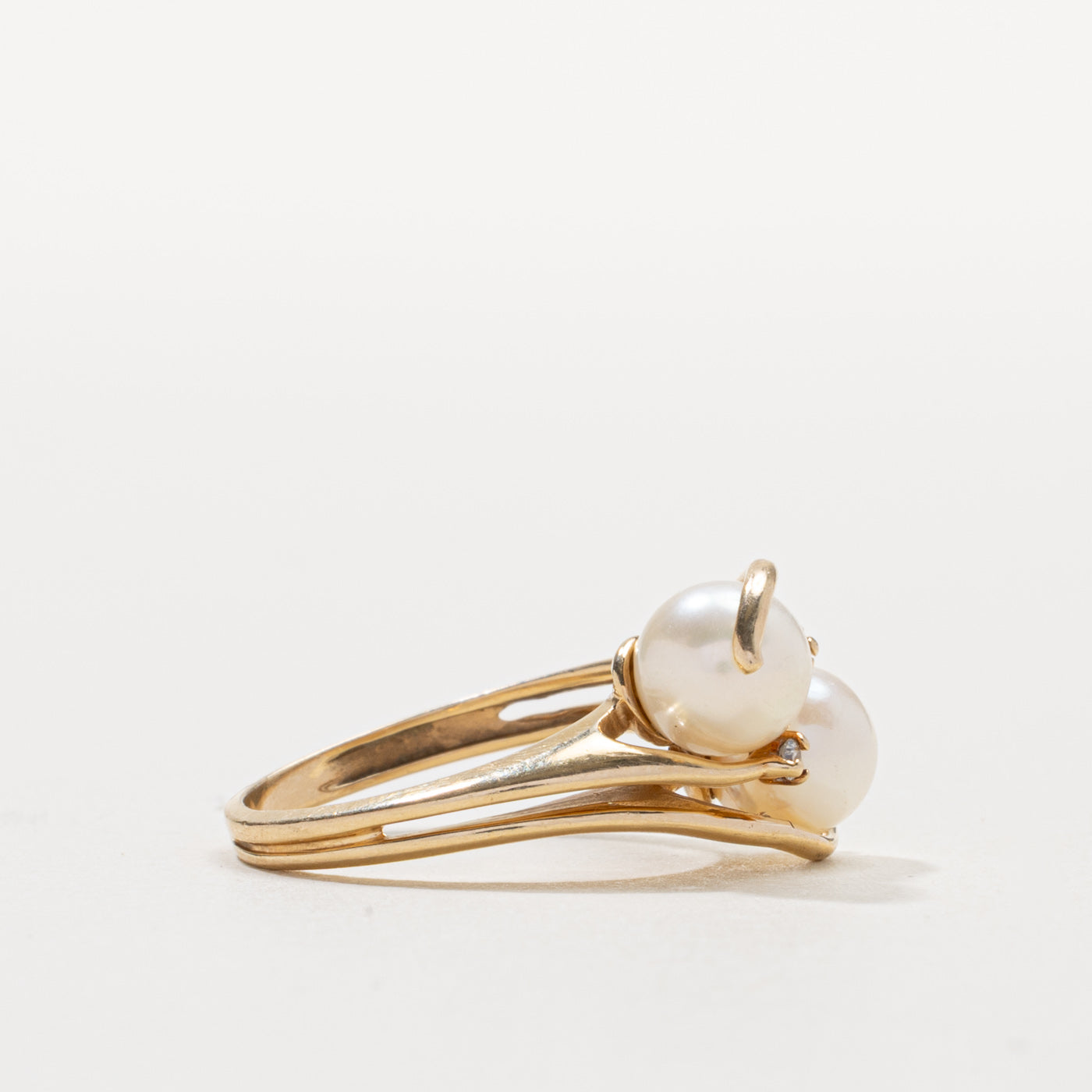 14k Two Stone Pearl & Diamond Bypass Ring | SZ 6