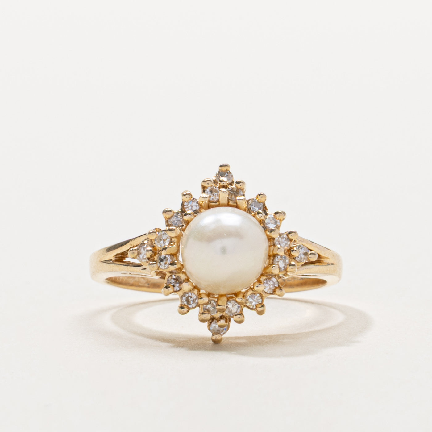 14k Pearl & Diamond Petal Halo Ring | SZ 6.5