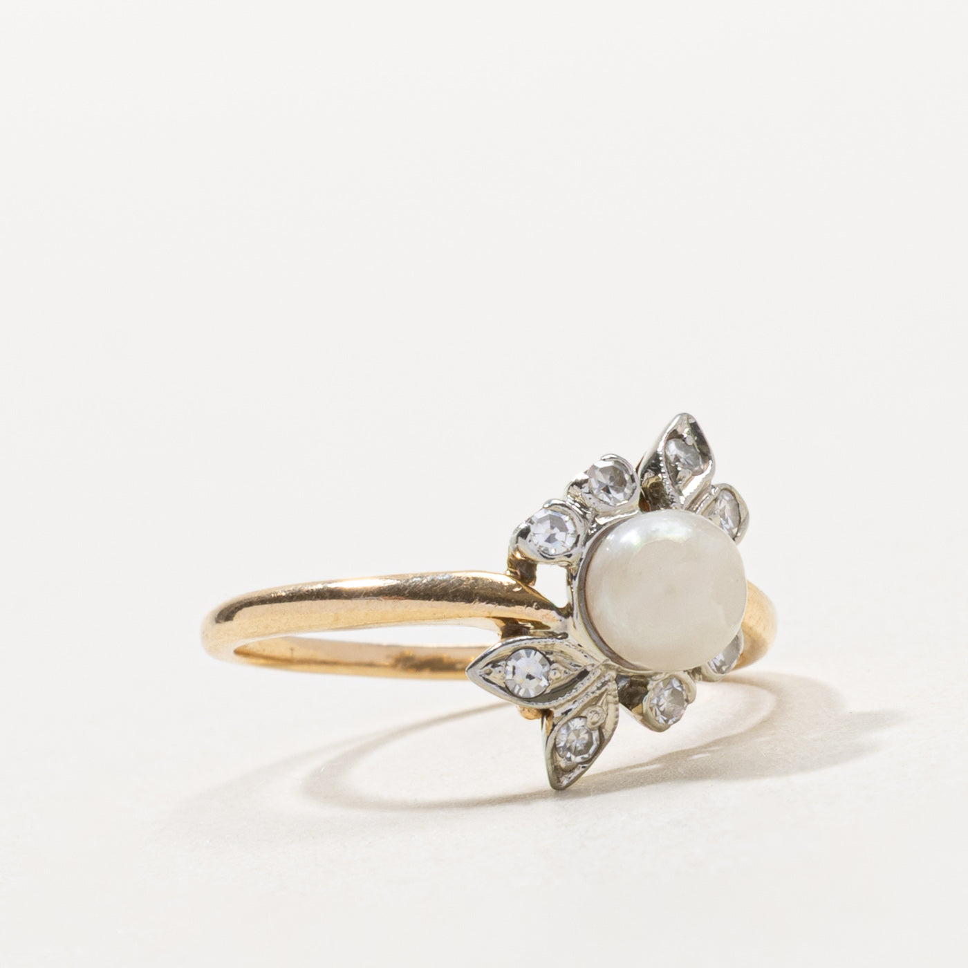 14k Pearl & Diamond Floral Cluster Ring | SZ 5.75