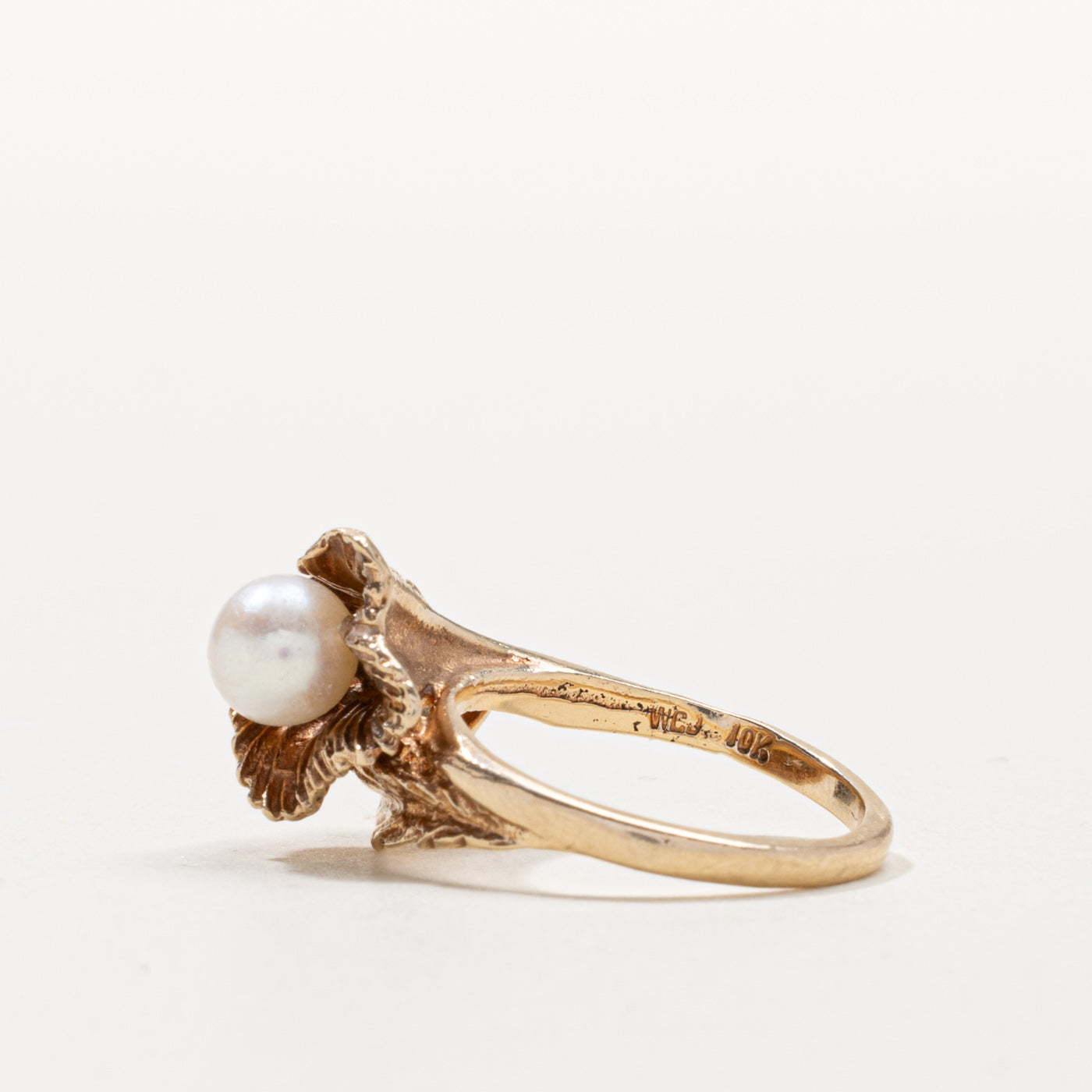10k Pearl & Diamond Textured Floral Ring | SZ 5.75