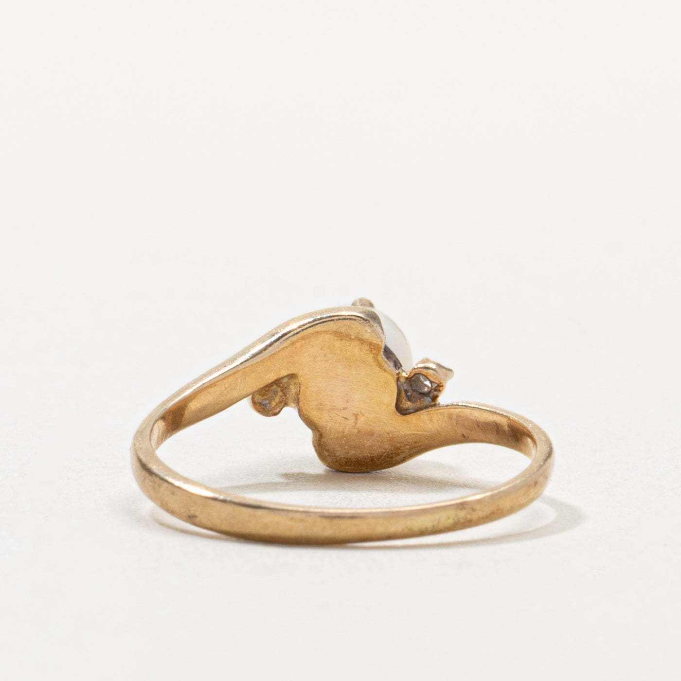 10k Pearl & Diamond Bypass Ring | SZ 5