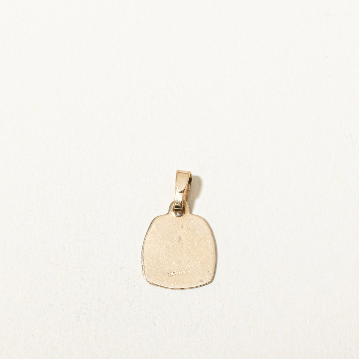 10k Yellow Gold Engraved Pisces Zodiac Pendant