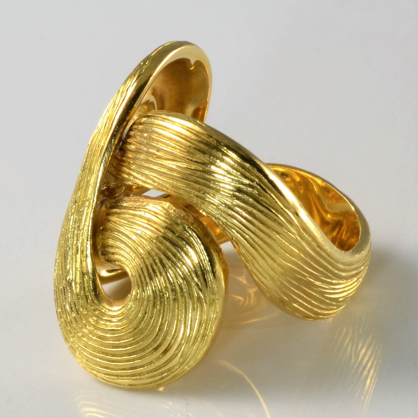 'H. Stern' Celtic Dunes Ring | SZ 6.75 | - 100 Ways