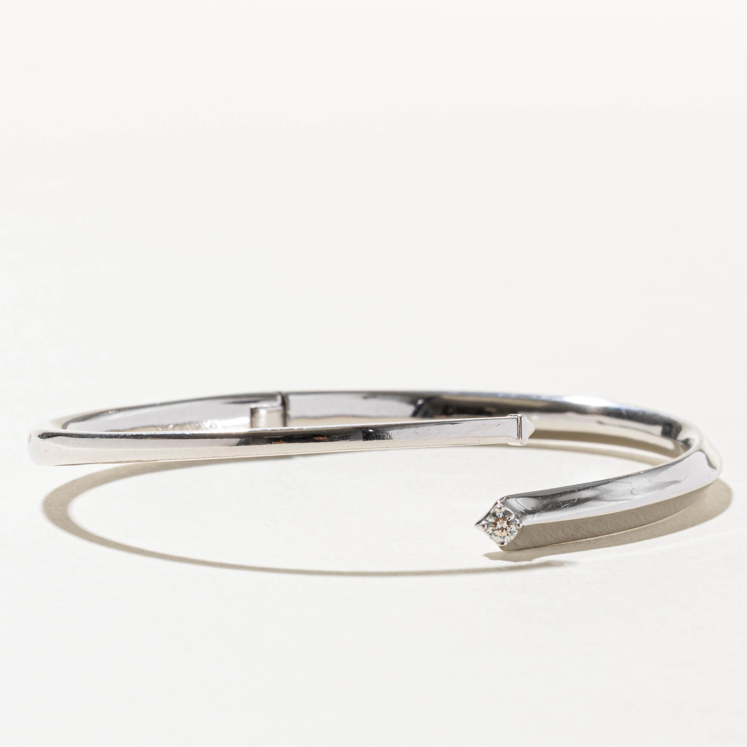 18k Single Diamond Abstract Bangle | 0.09ct | 6.25"