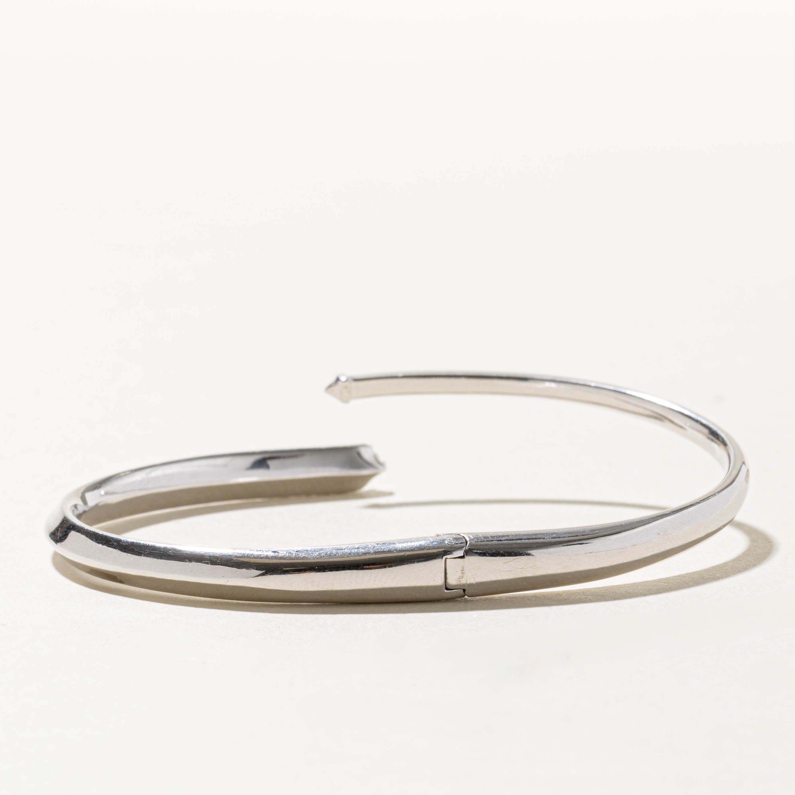 18k Single Diamond Abstract Bangle | 0.09ct | 6.25"