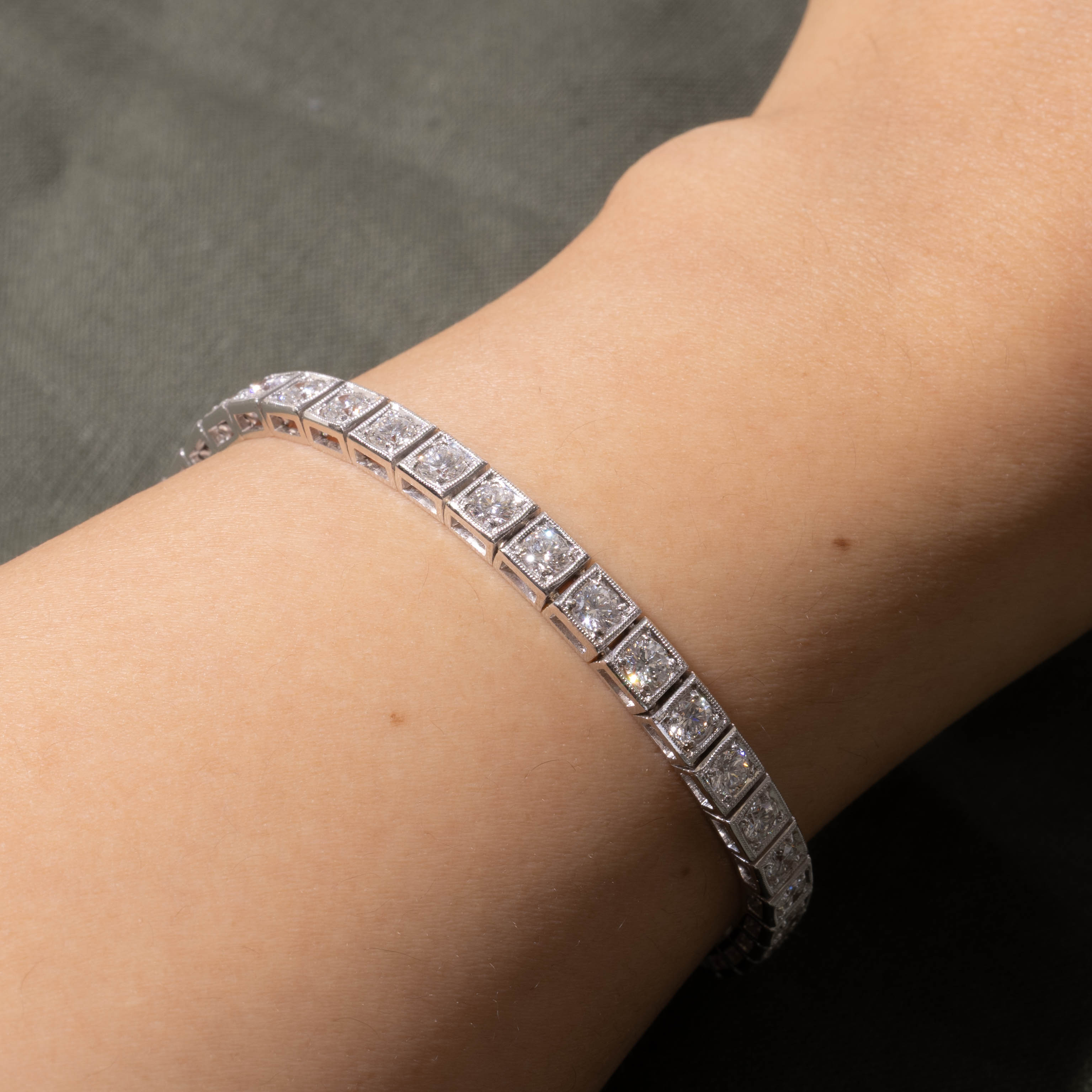 18k Eternity Diamond Milgrained Geometric Tennis Bracelet | 3.84ctw VS2/SI1 G-I | 6.5"