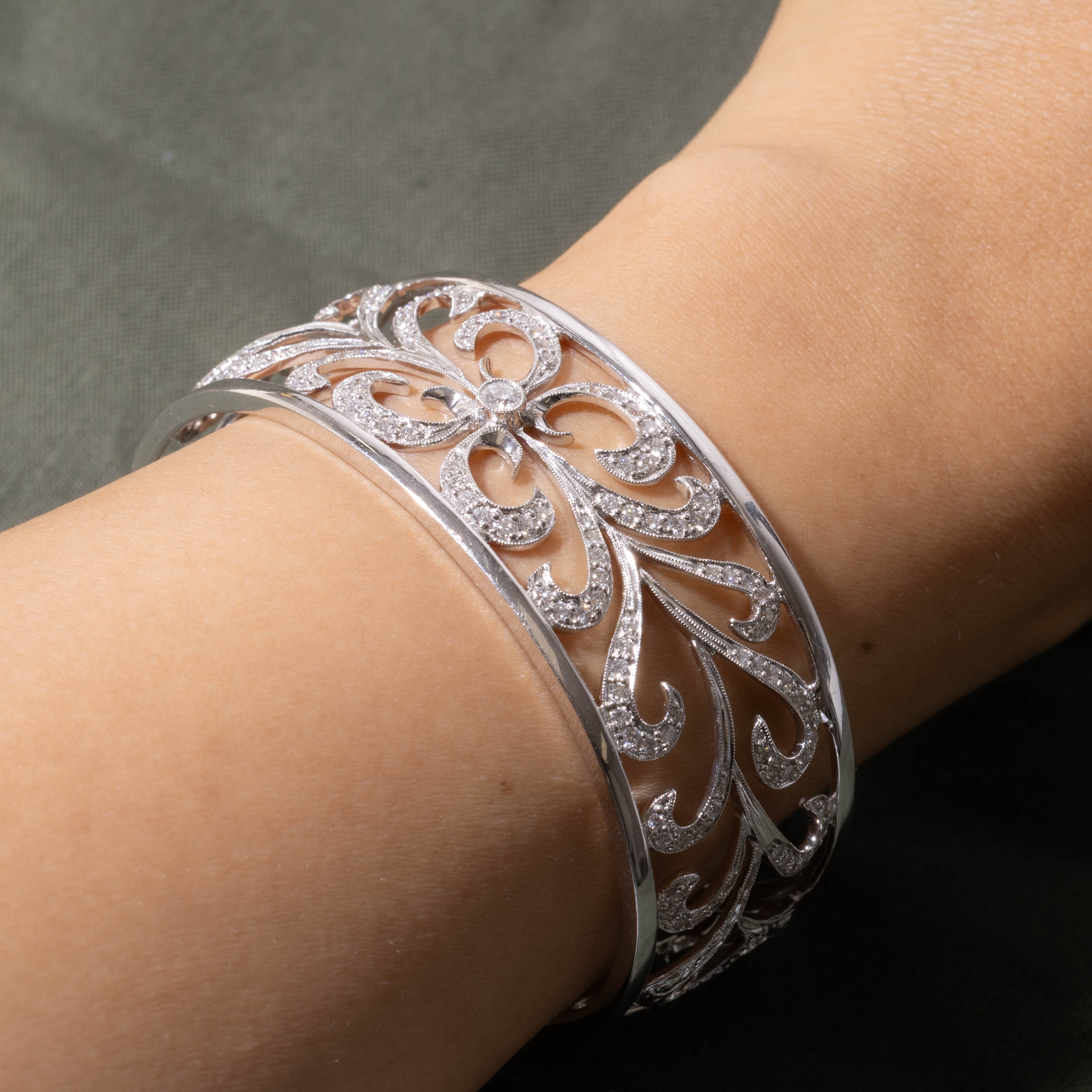 'Birks' Scattered Diamond Scrollwork Floral Cuff | 1.58ctw | 6"