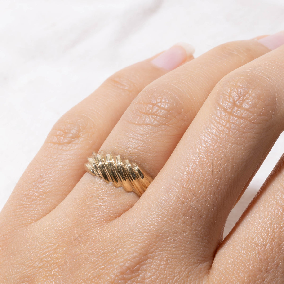 10k Yellow Gold Grooved Croissant Dome Ring | SZ 6.5