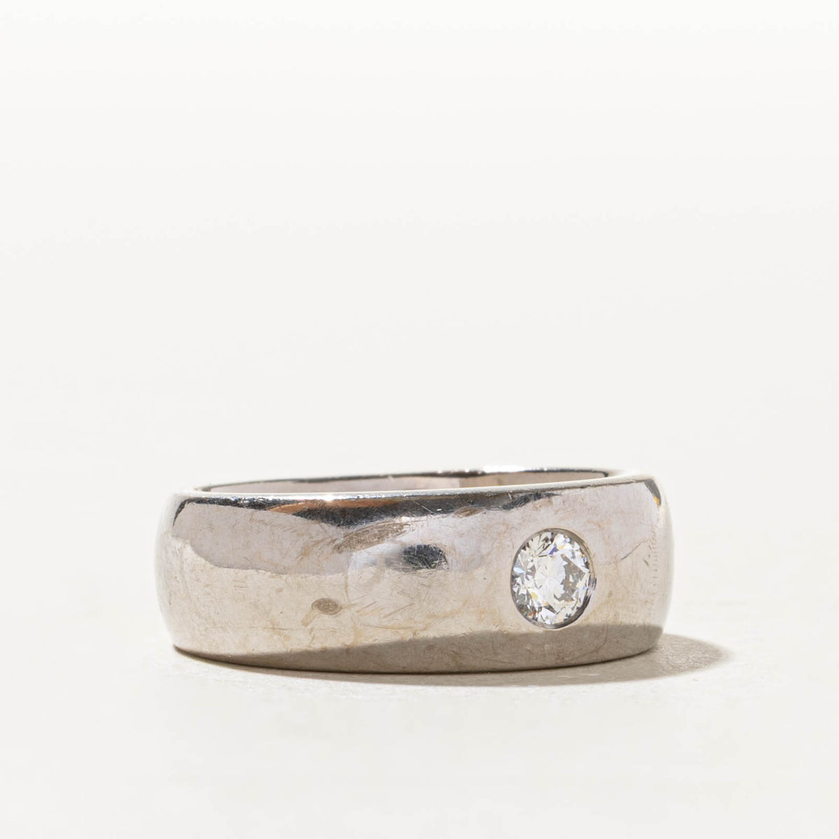 18k Solitaire Flush Set Diamond Band | 0.27ct | 7.85mm | SZ 7.75