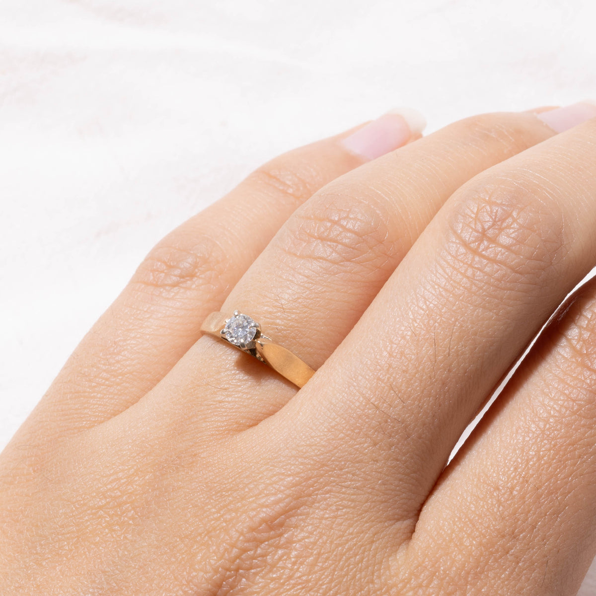 14k Solitaire Diamond Petite Ring | 0.19ct | SZ 6