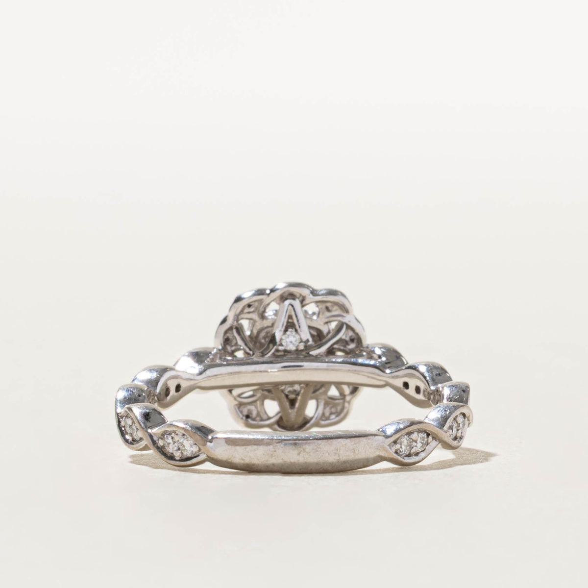 Canadian Diamond Floral Halo Ring | 0.50ct SI1 H, 0.27ctw | SZ 6.75