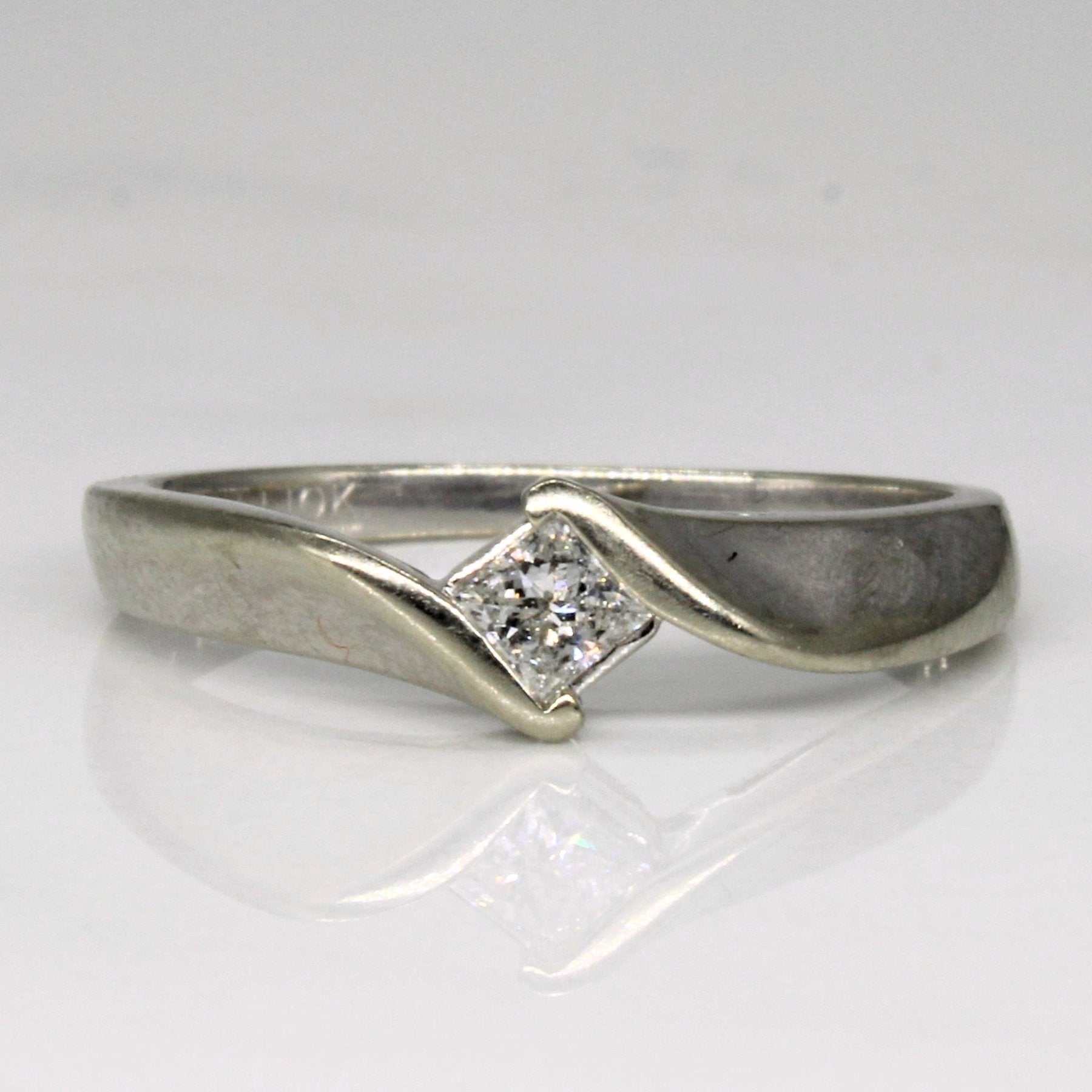'Michael Hill' Solitaire Diamond Bypass Ring | 0.15ct | SZ 6.75 | - 100 Ways