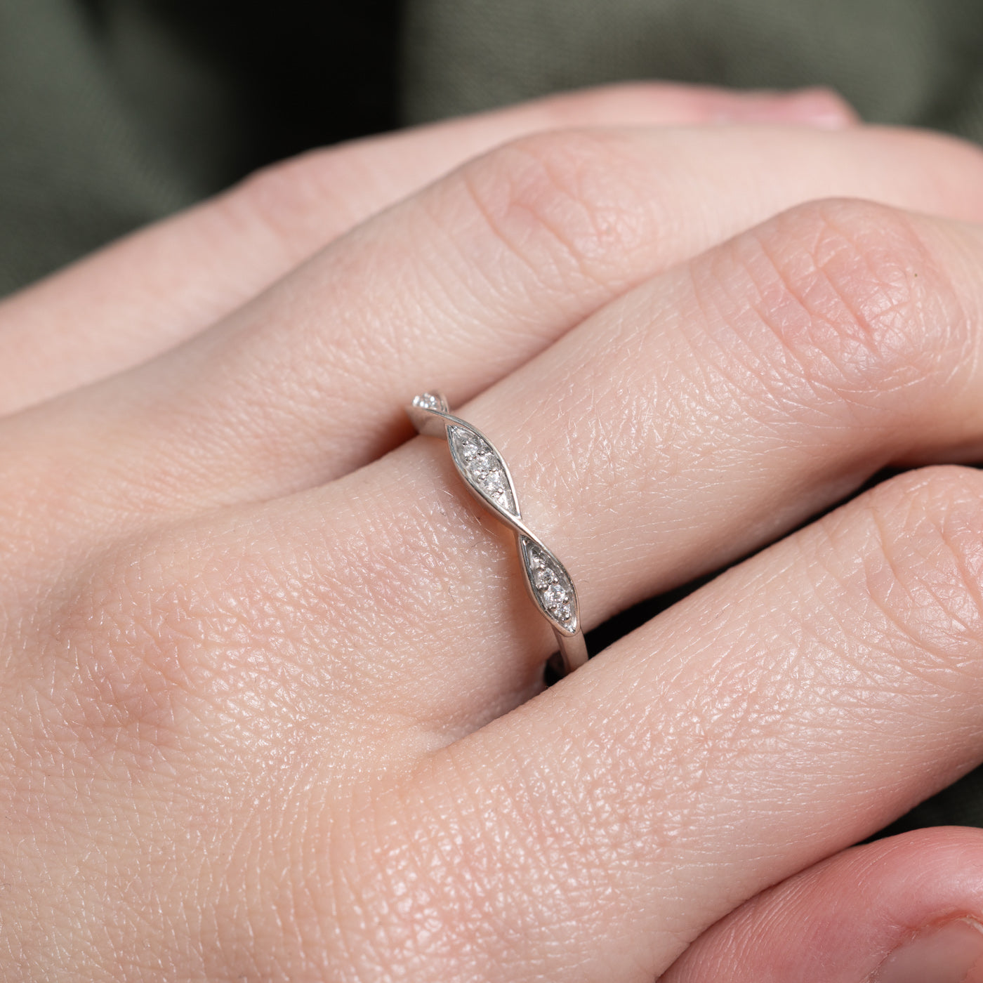 Pave Set Diamond Multi Cross Over Band | 0.06ctw | SZ 6.5 |