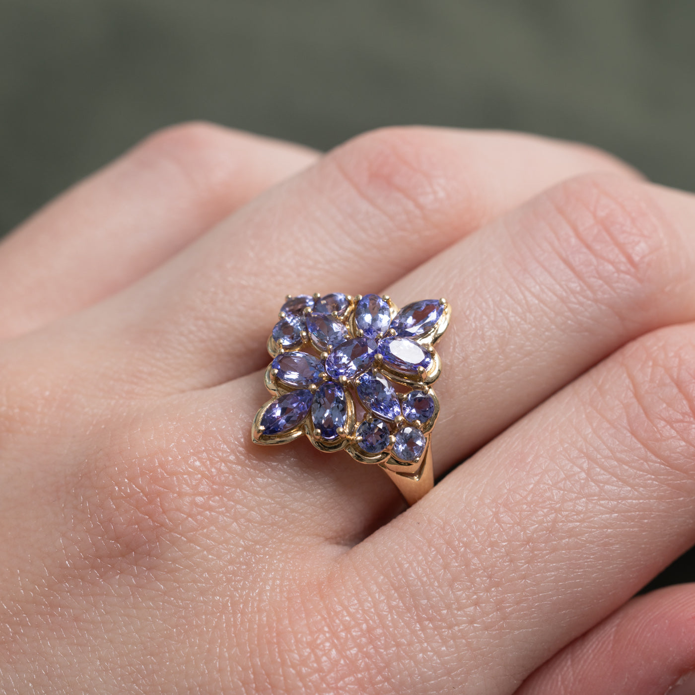 Oval Cut Tanzanite Cluster Cocktail Ring | 2.7ctw | SZ 7.0 |