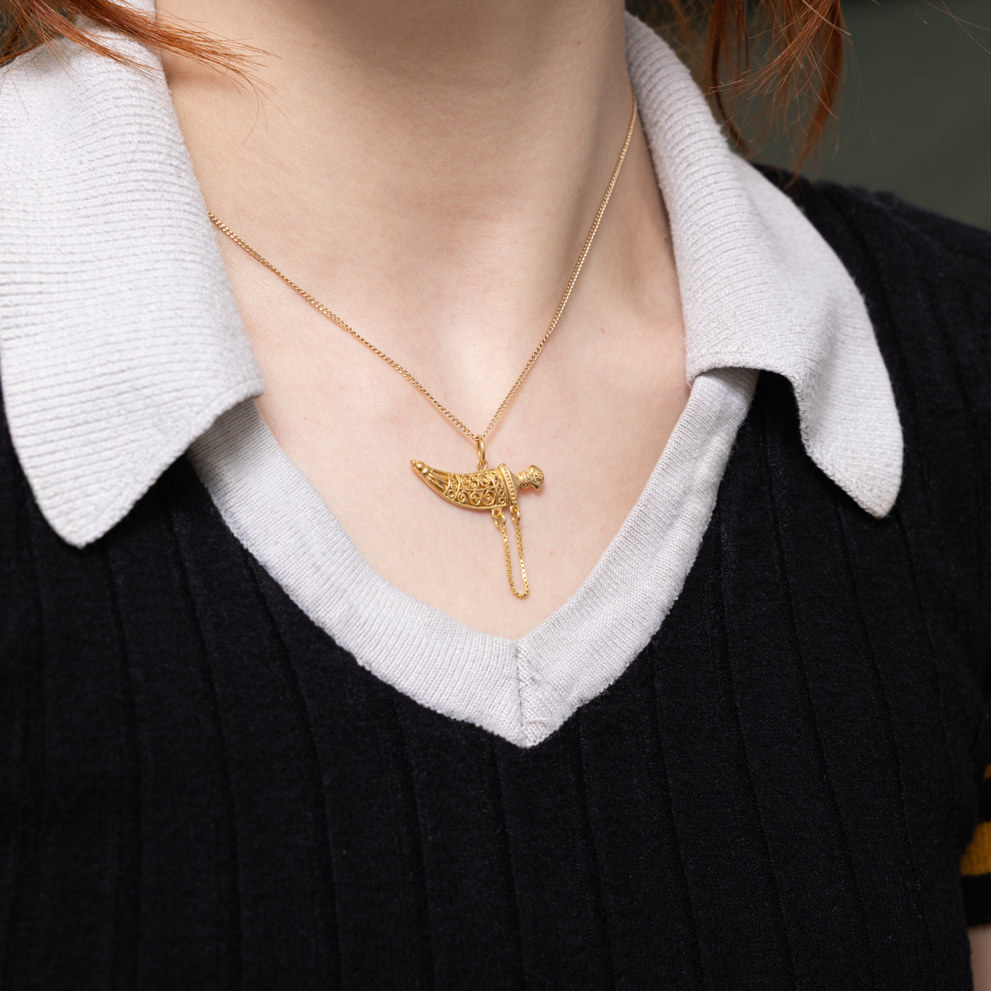 18k Yellow Gold Jambiya Sword Charm