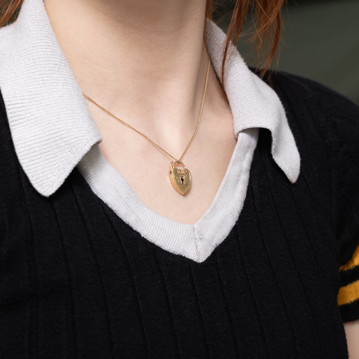 1966 London 9k Yellow Gold Heart Lock Pendant