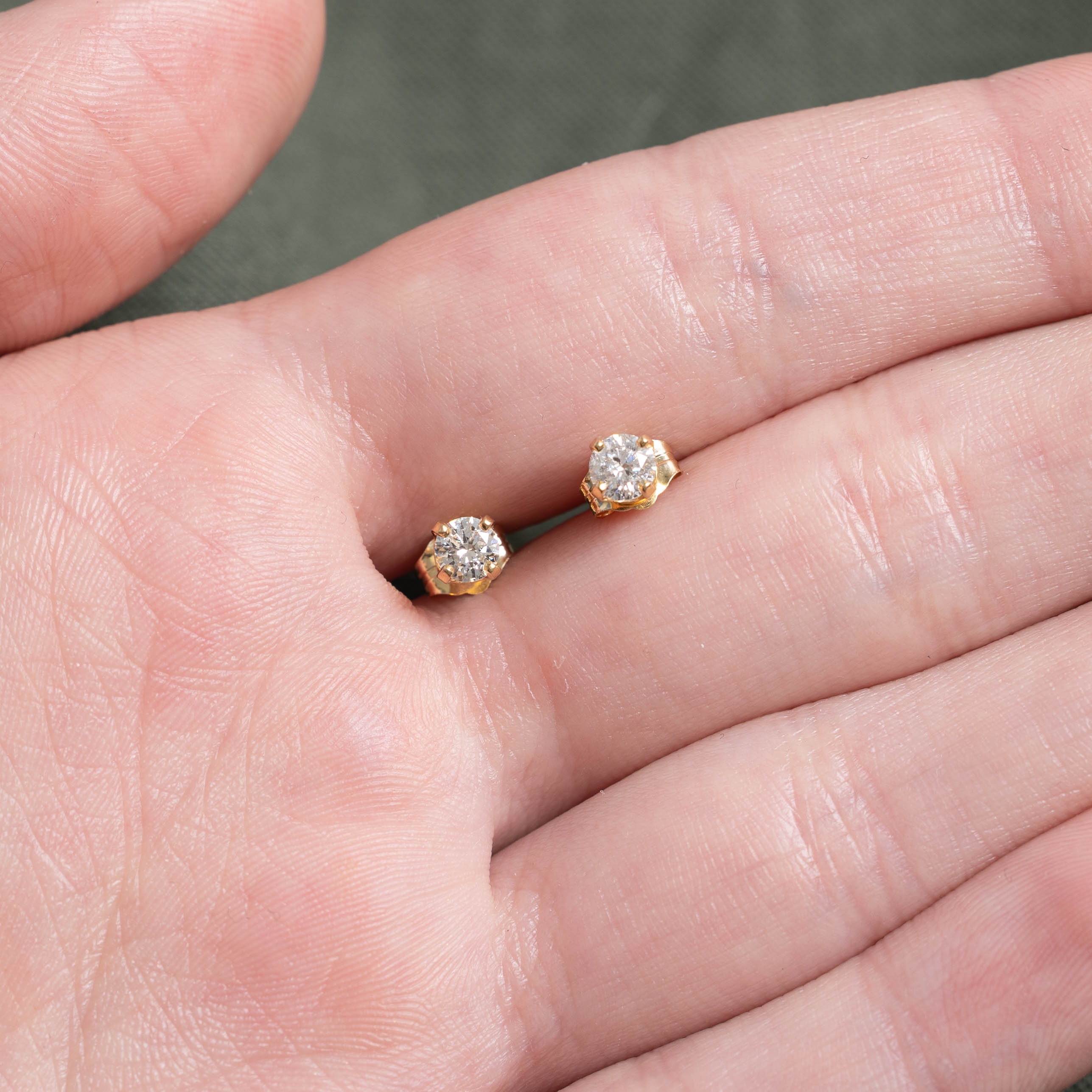 14k Diamond Plain Studs | 0.18ctw