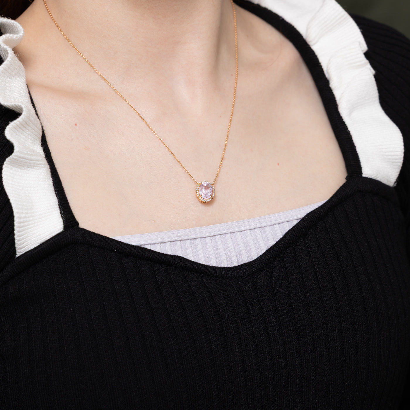 'Tiffany & Co' Kunzite & Diamond Halo Pendant Necklace | 3.45ct, 0.14ctw | 18" |