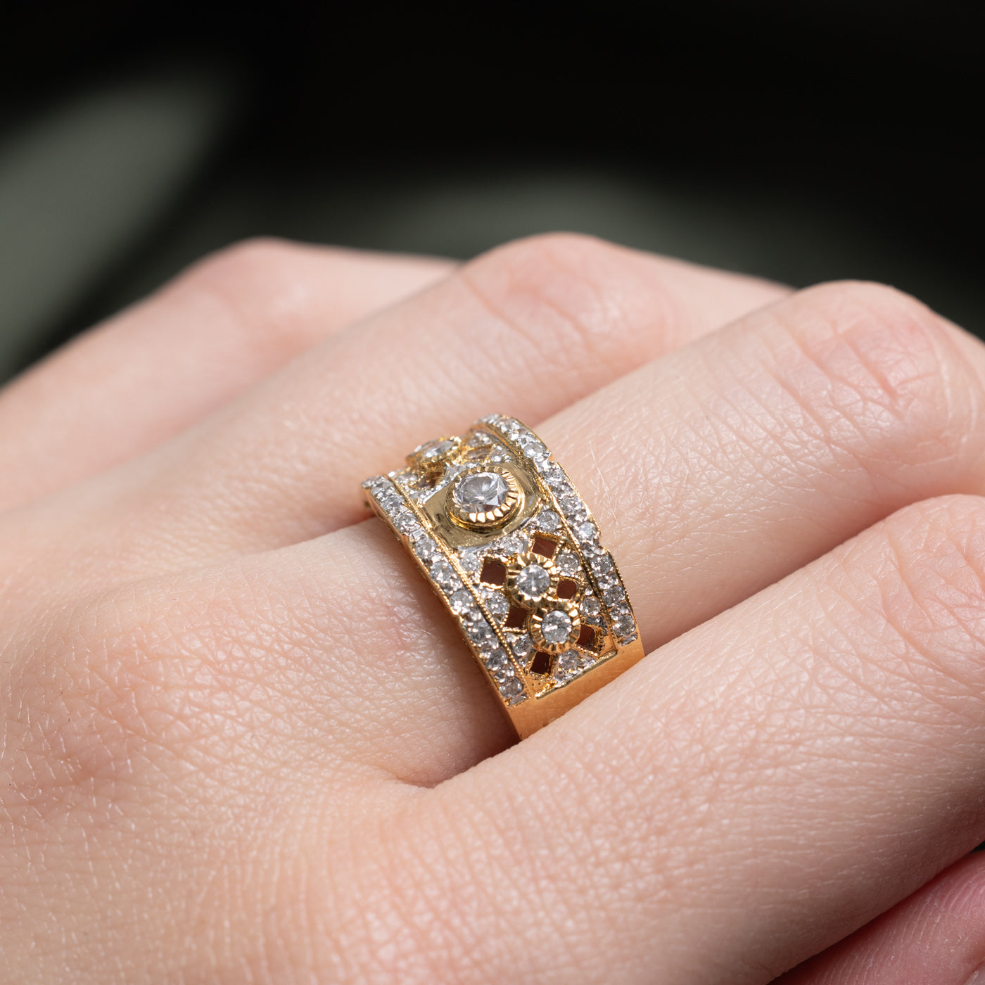 Diamond Cluster Openwork Wide Band | 0.45ctw | SZ 6.75 |