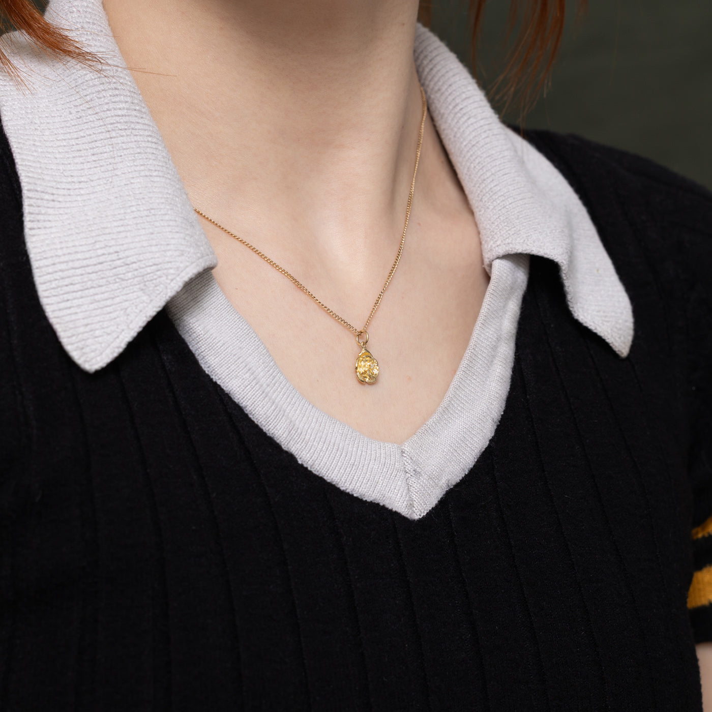 13k Yellow Gold Flower Charm