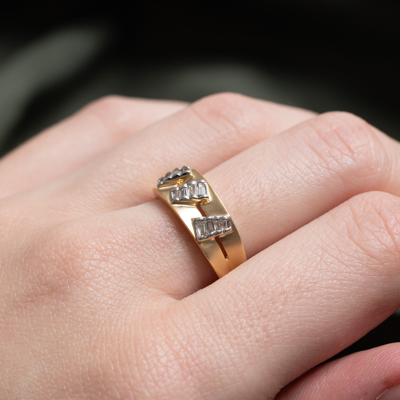 Diagonal Diamond Geometric Band | 0.2ctw | SZ 7.0 |