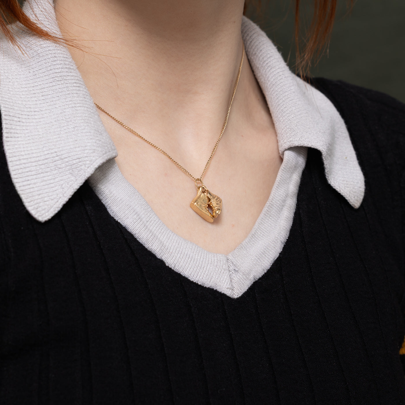 Breloque paire de chaussures en or jaune 17 carats