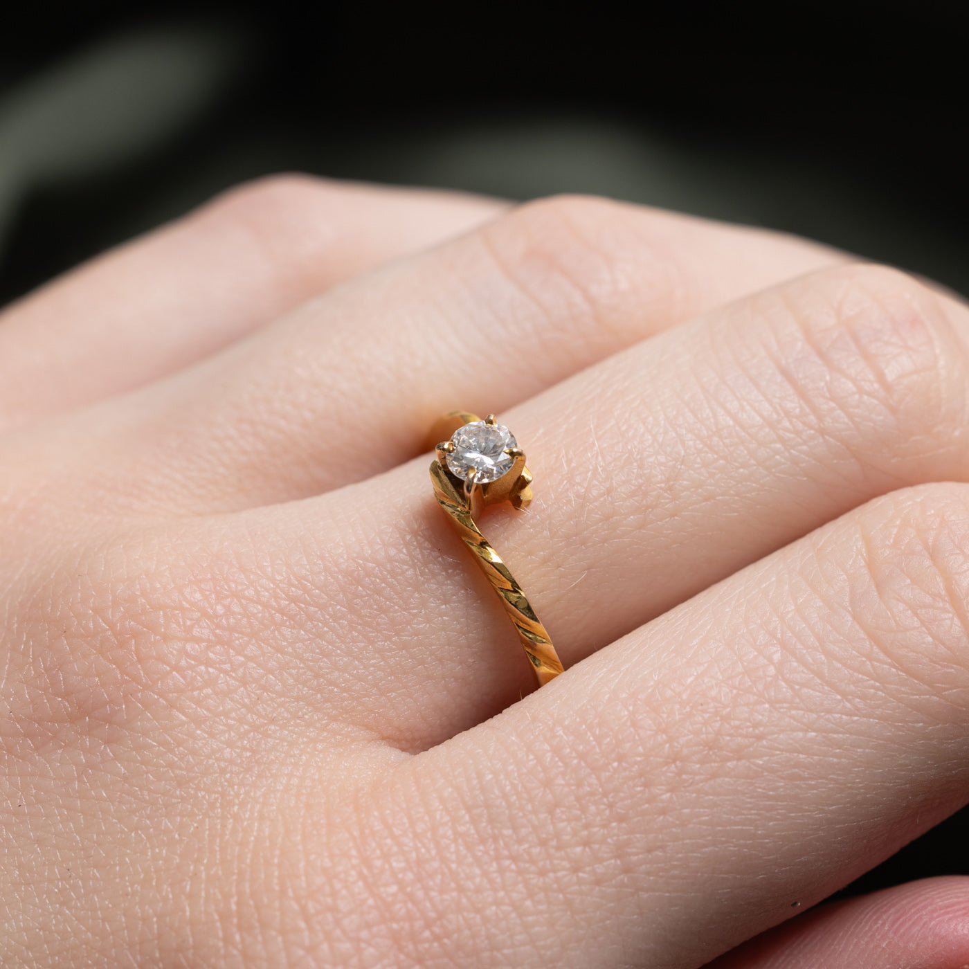 Soliatire Diamond Textured Bypass Ring | 0.28ct | SZ 6.75