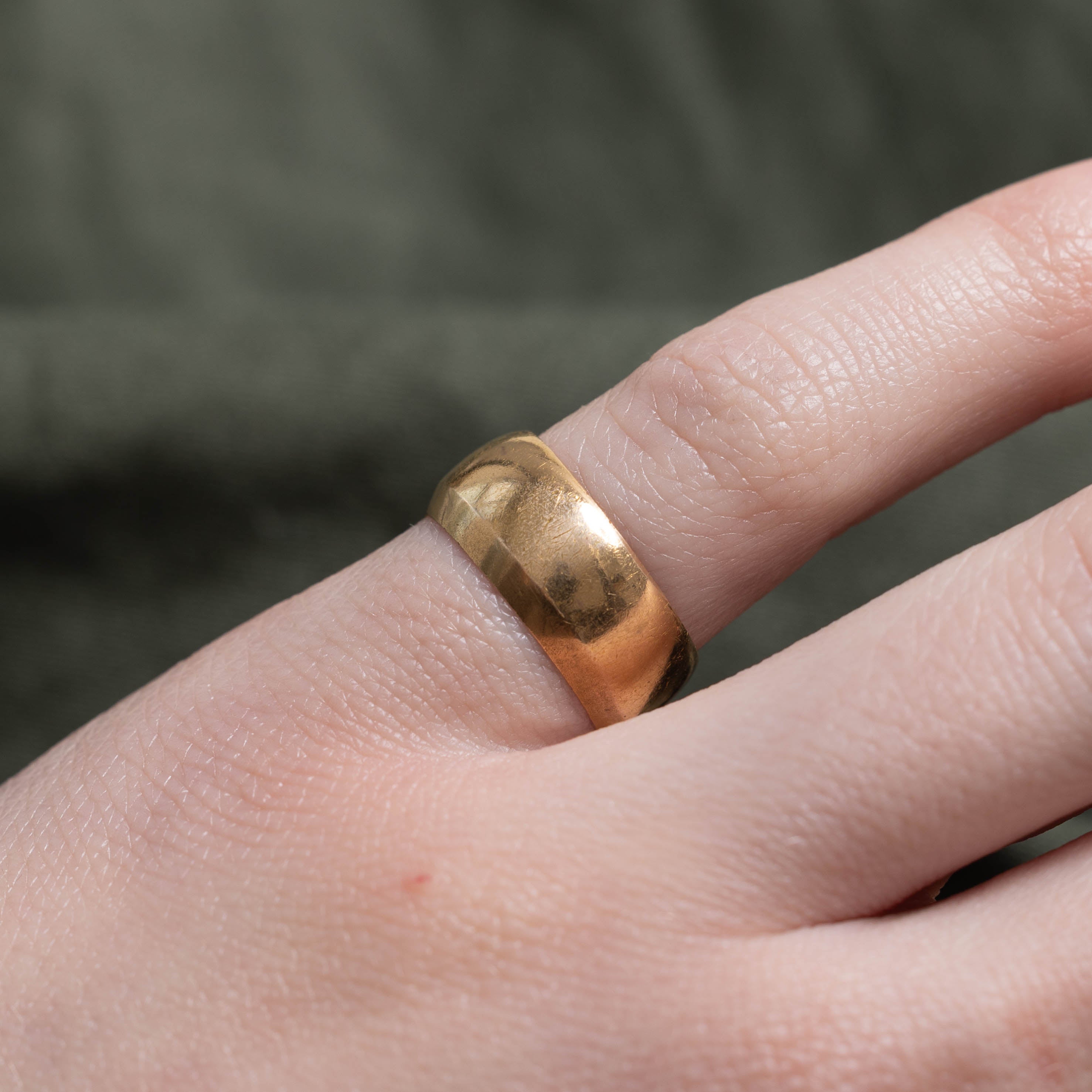 1900 Birmingham 22k Yellow Gold Cigar Band | 7.45mm | SZ 4