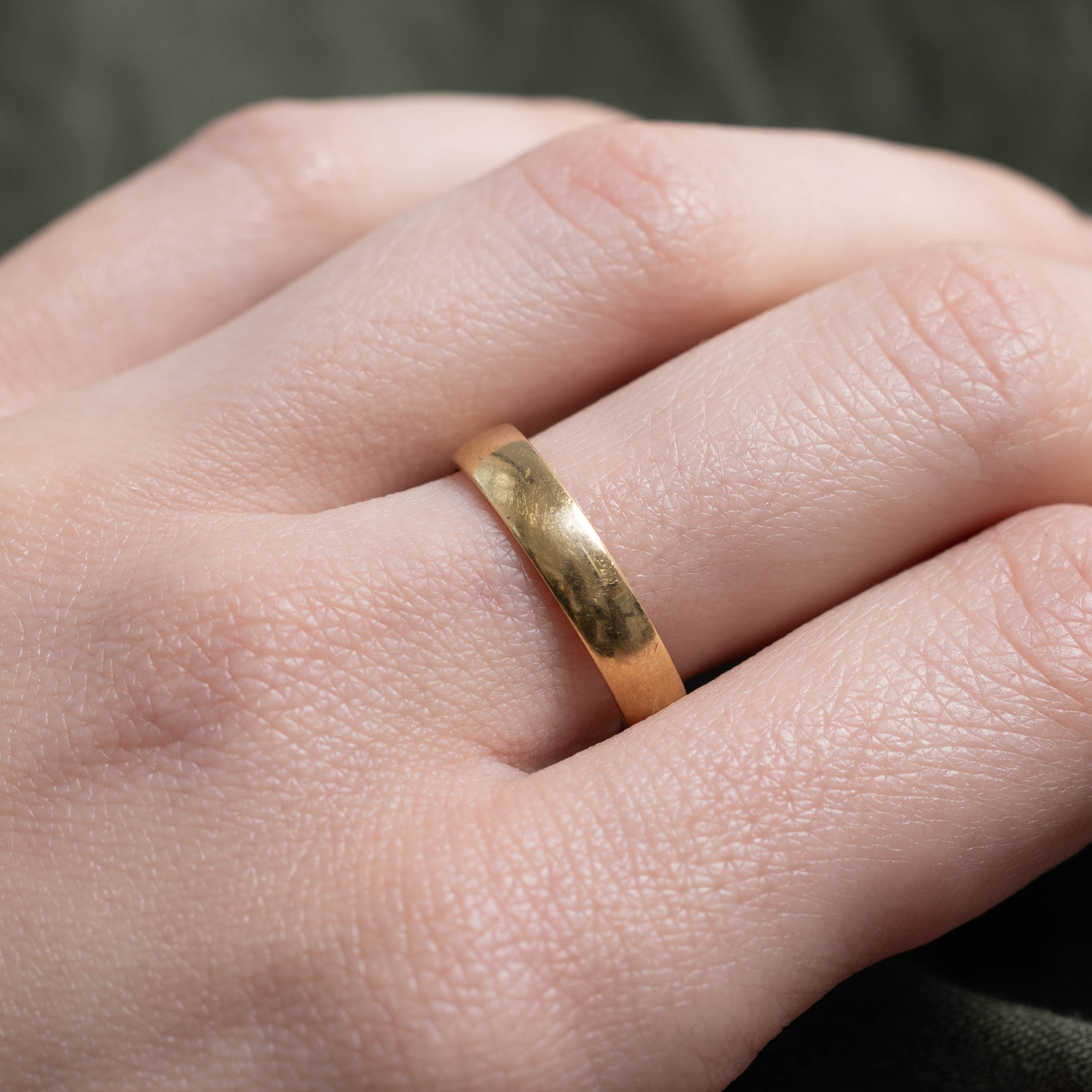 London Yellow Gold Band | 4.00mm | SZ 7